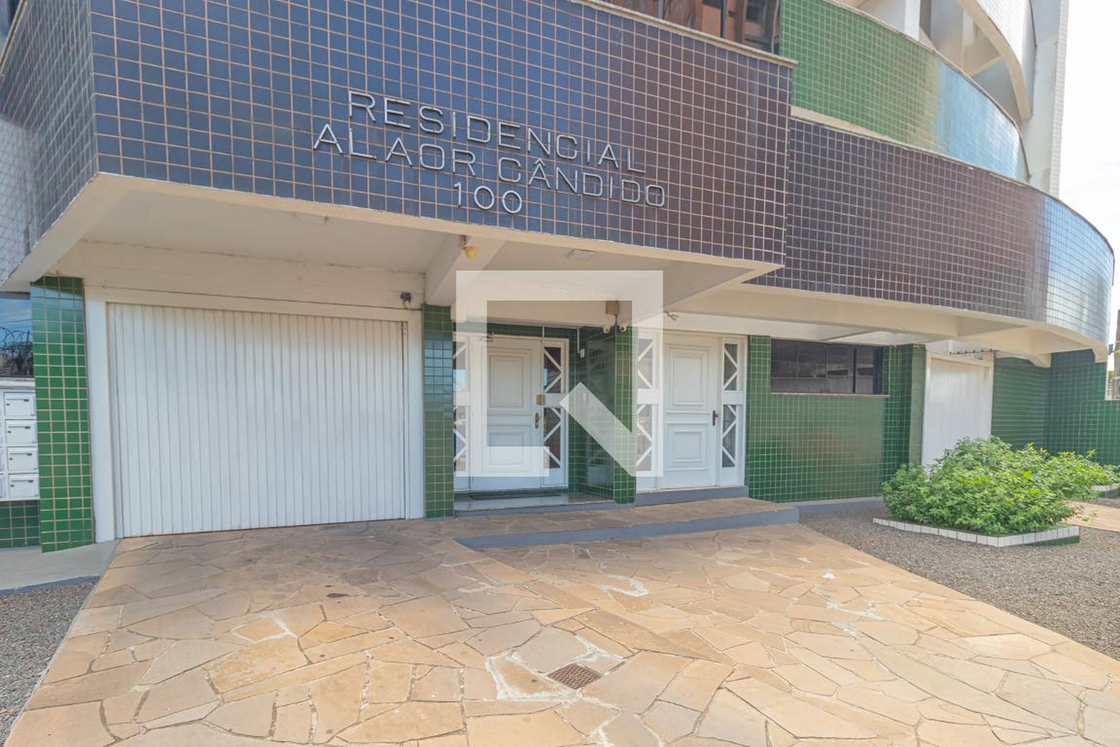 Hall de entrada - Edifício Residencial Alaor Candido