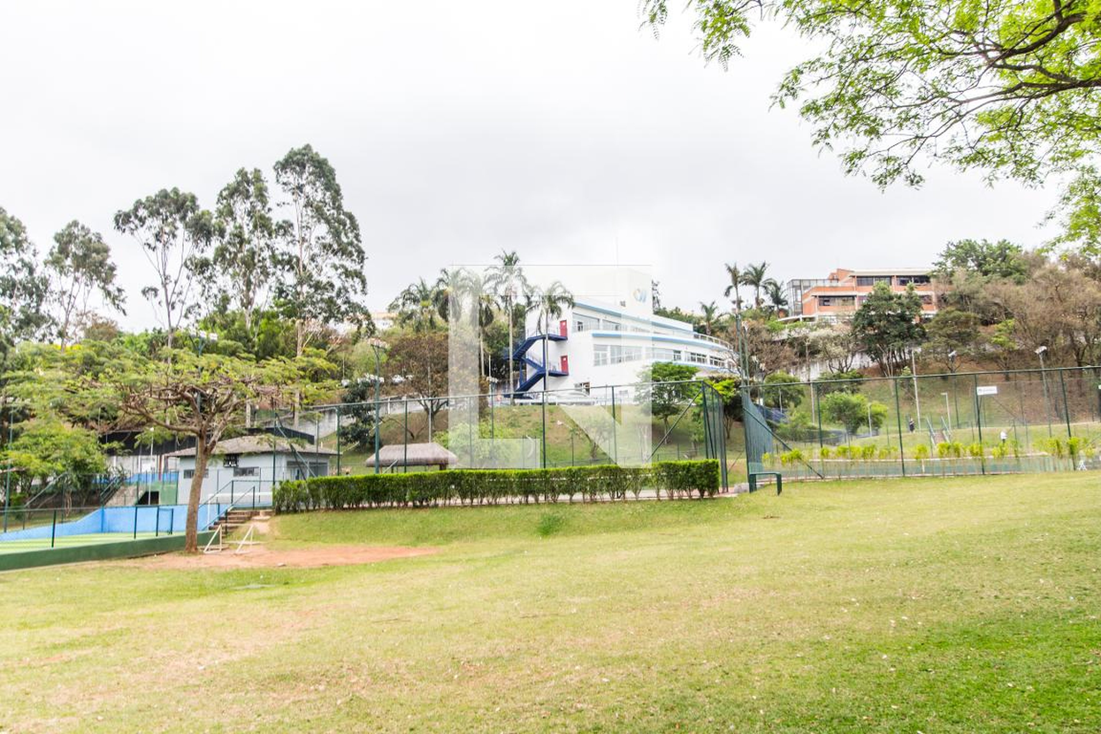 Quadra Esportiva - Residencial Alphaville 11