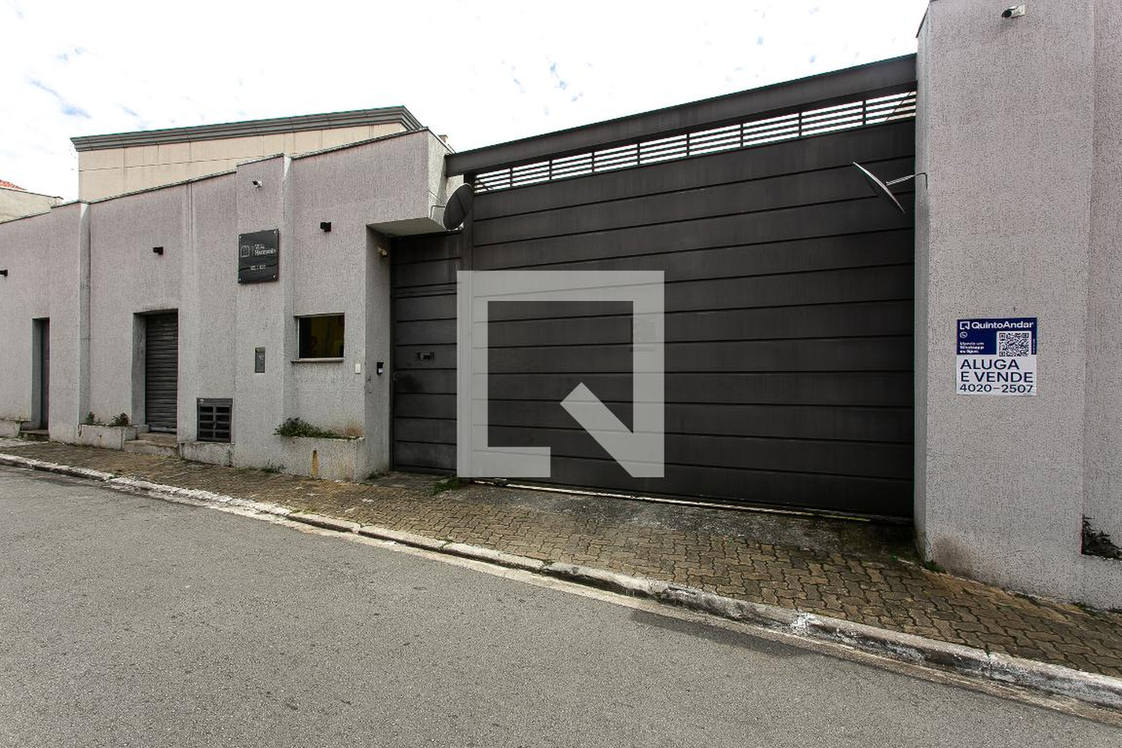 Fachada do Condomínio Condomínio Villa Harmonia