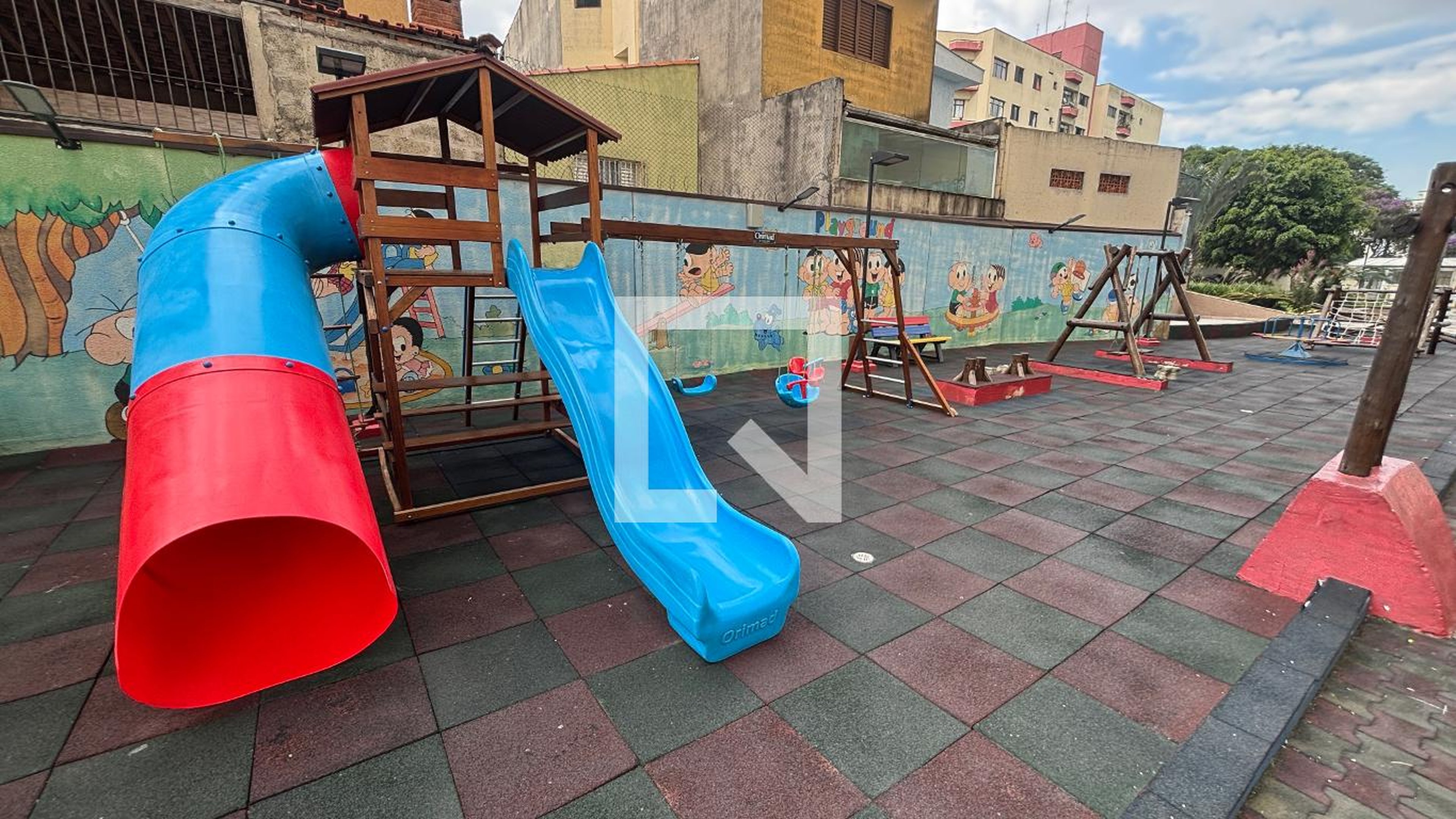 Playground - Club View