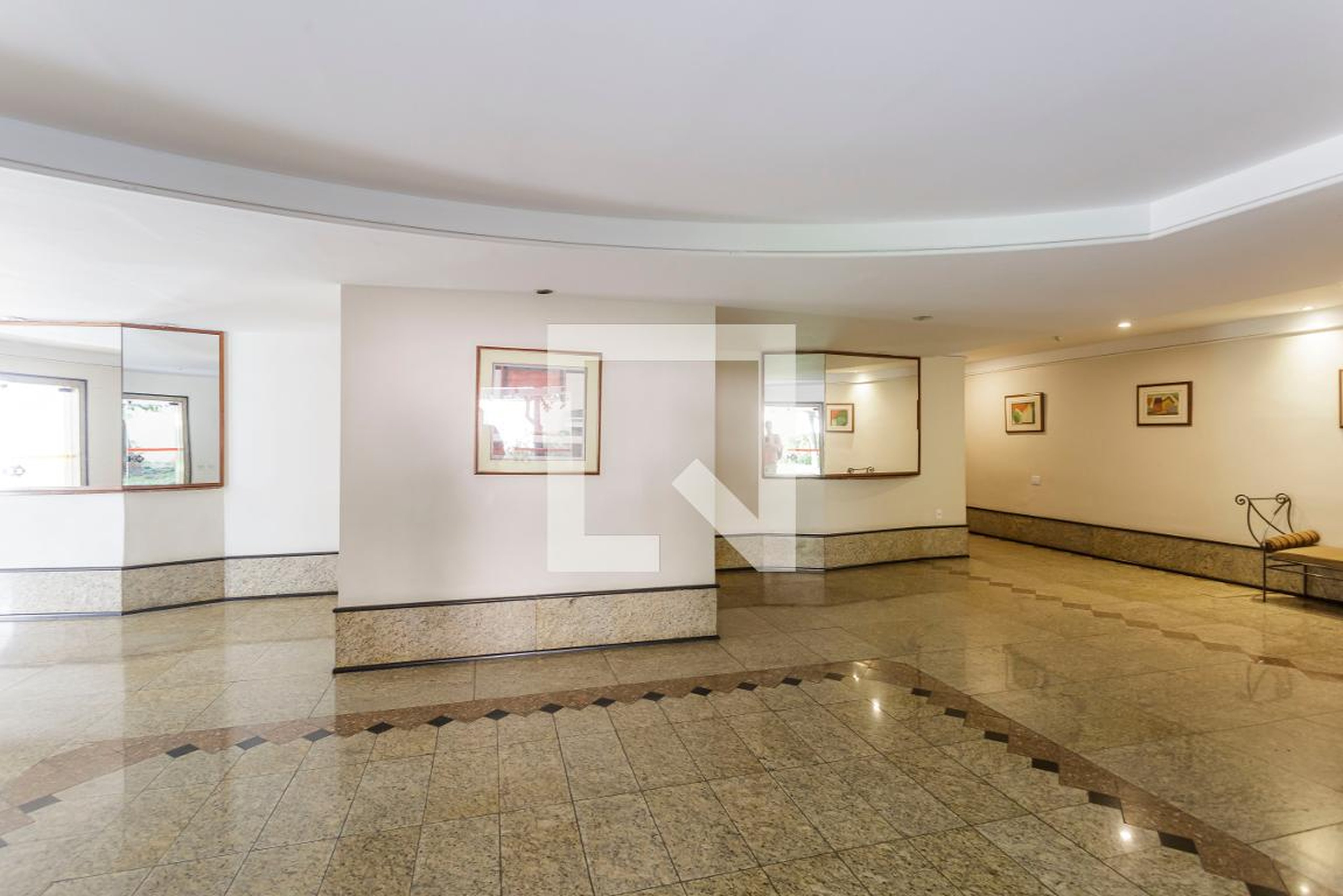 Hall social - Edifício Prince de Lyon