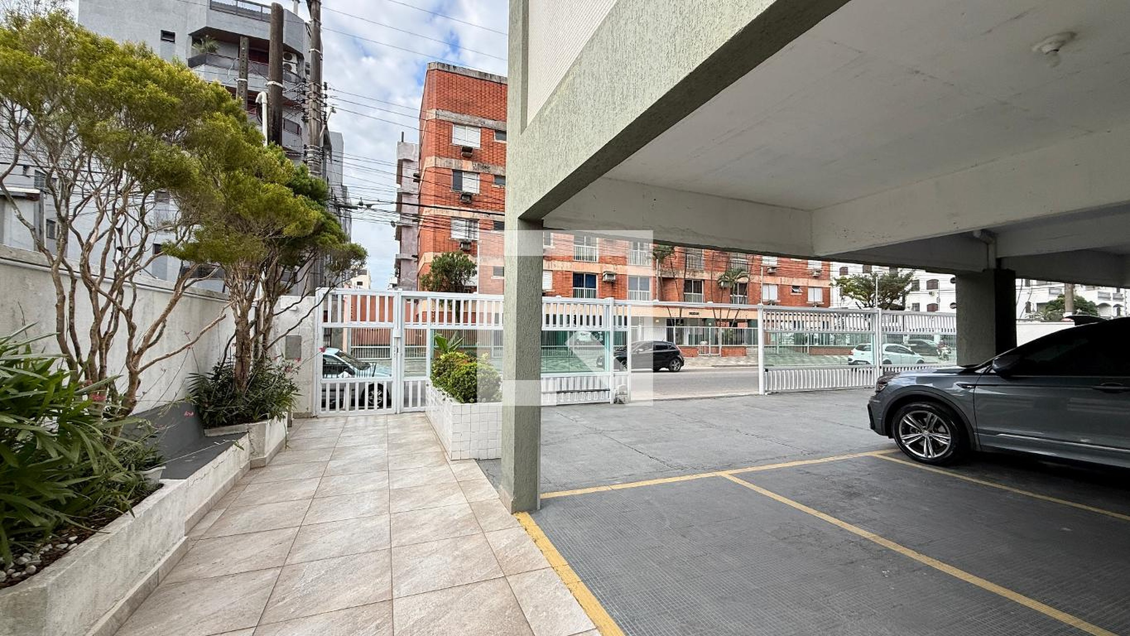 Fachada Edifício Mirella