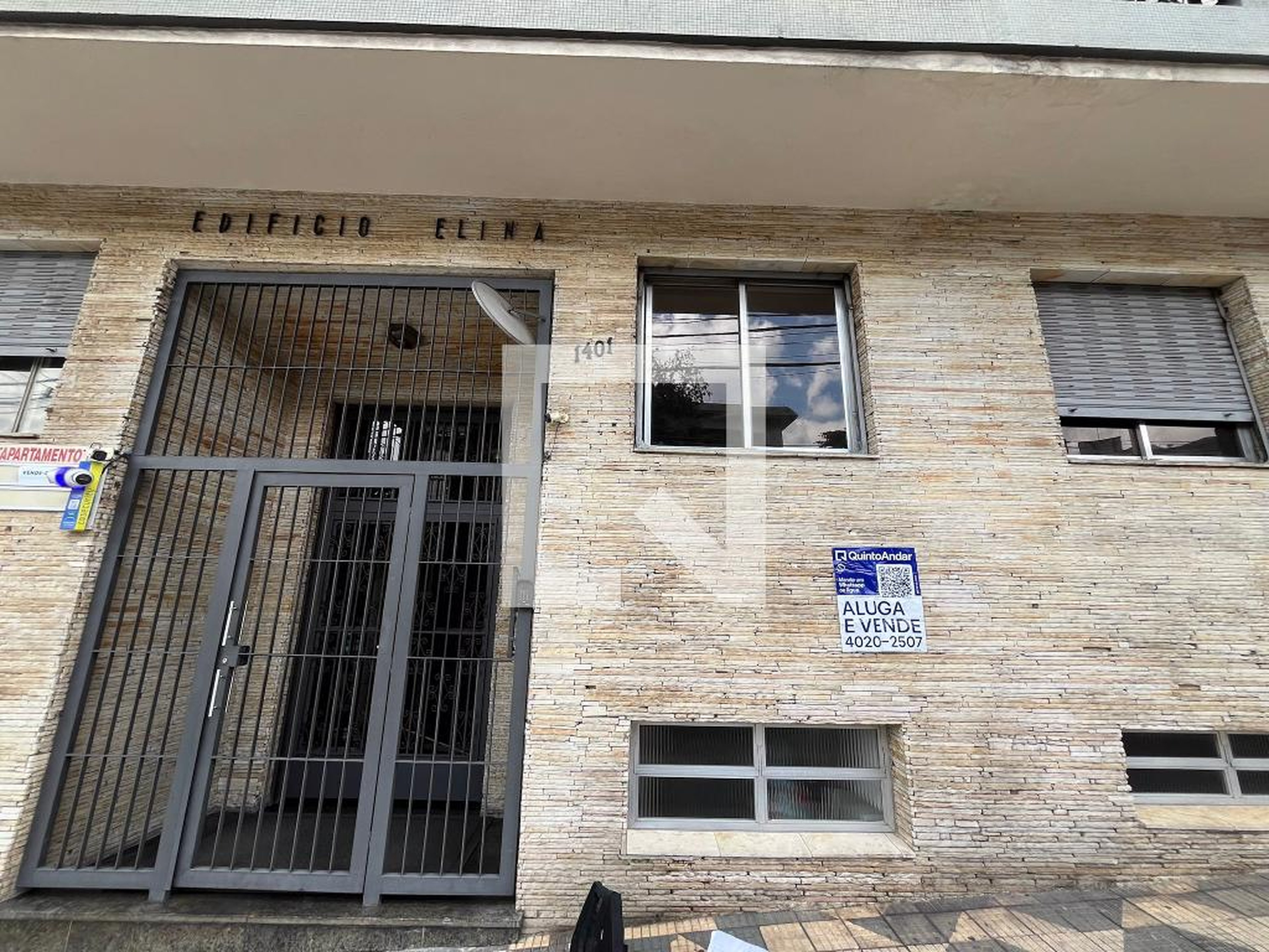 Fachada Condomínio em Rua Conselheiro Furtado, 1402