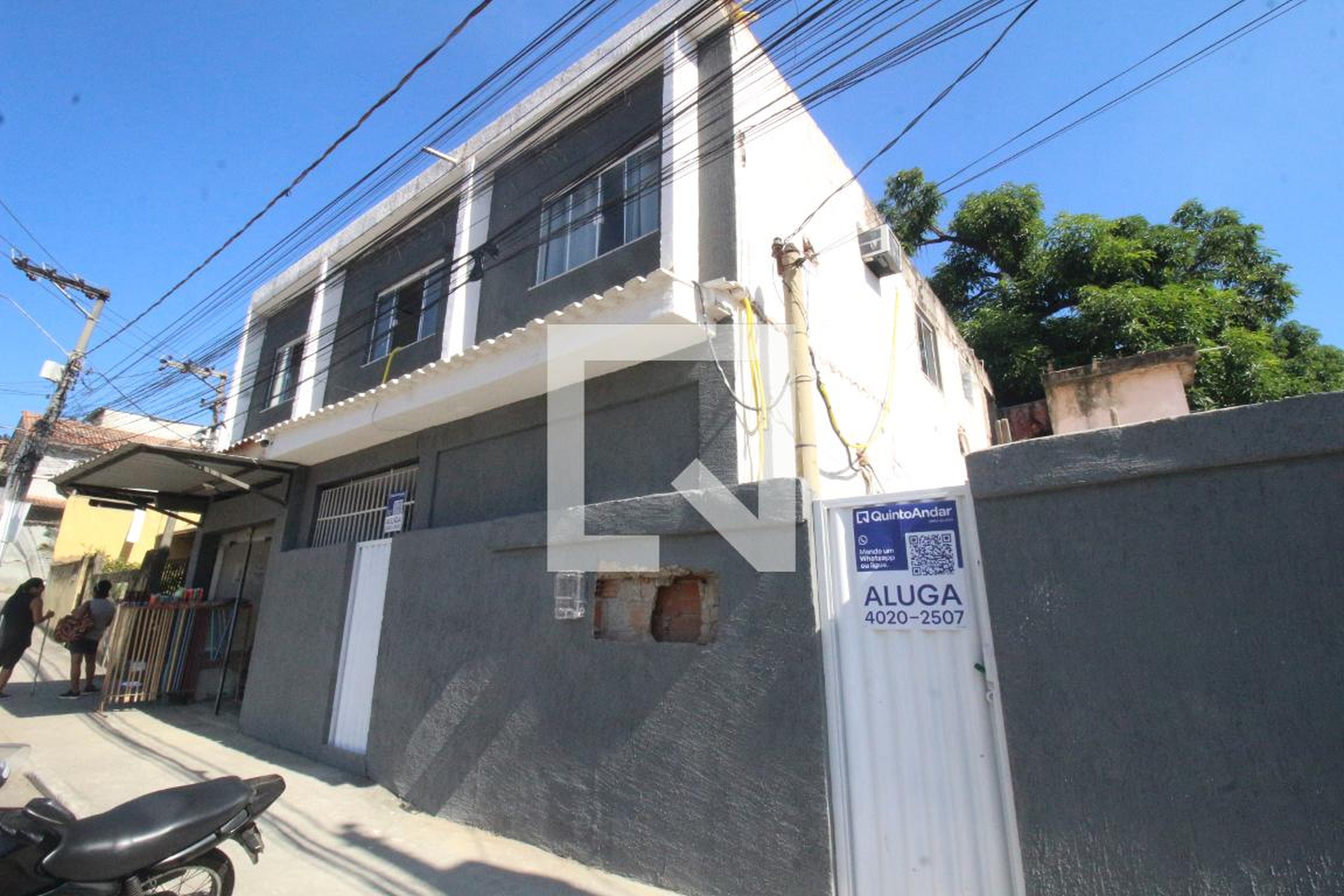 Fachada Condomínio em Rua Constantino Réis, 67