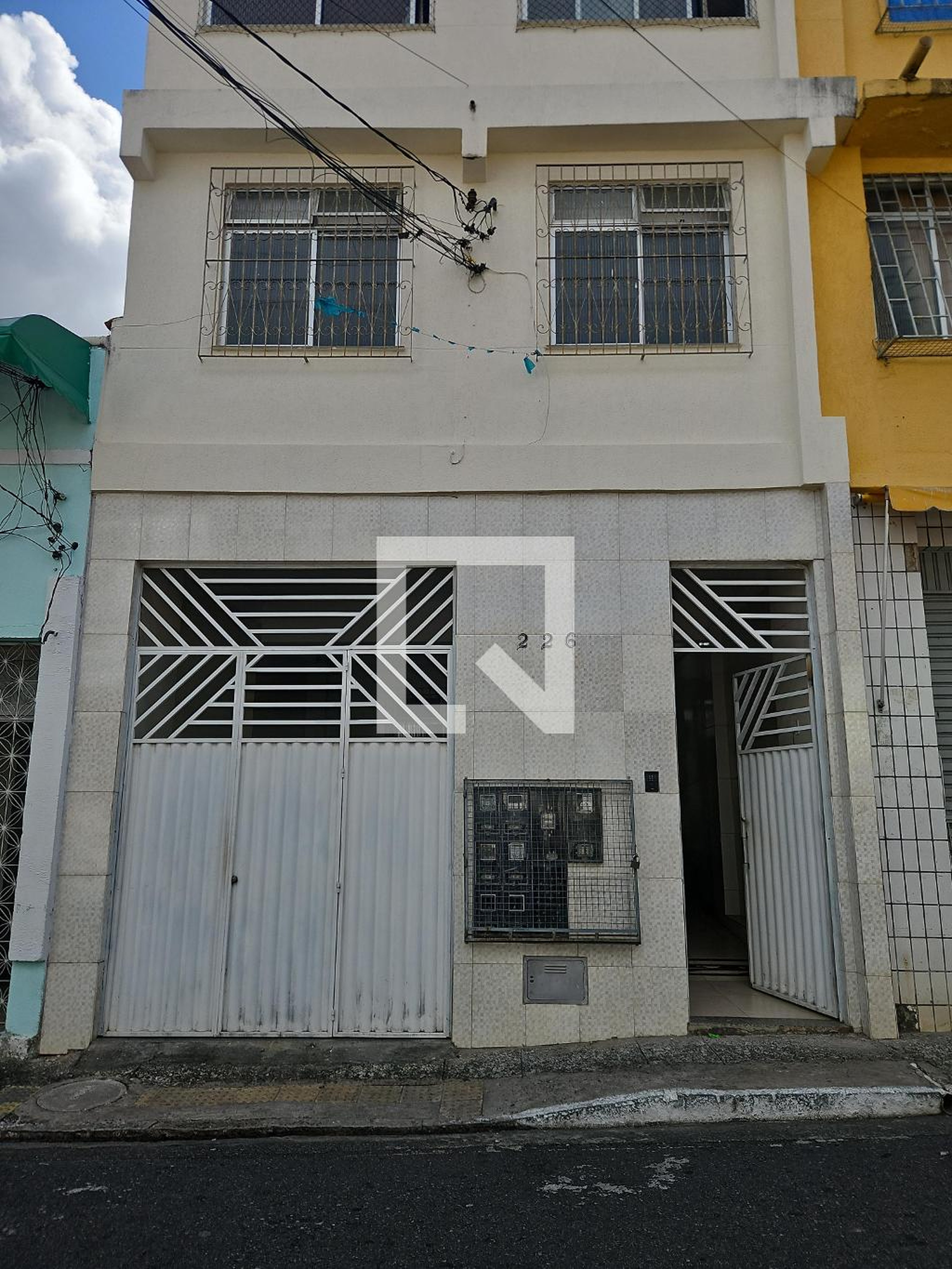 Fachada do Prédio Condomínio em Rua Jogo do Carneiro, 274