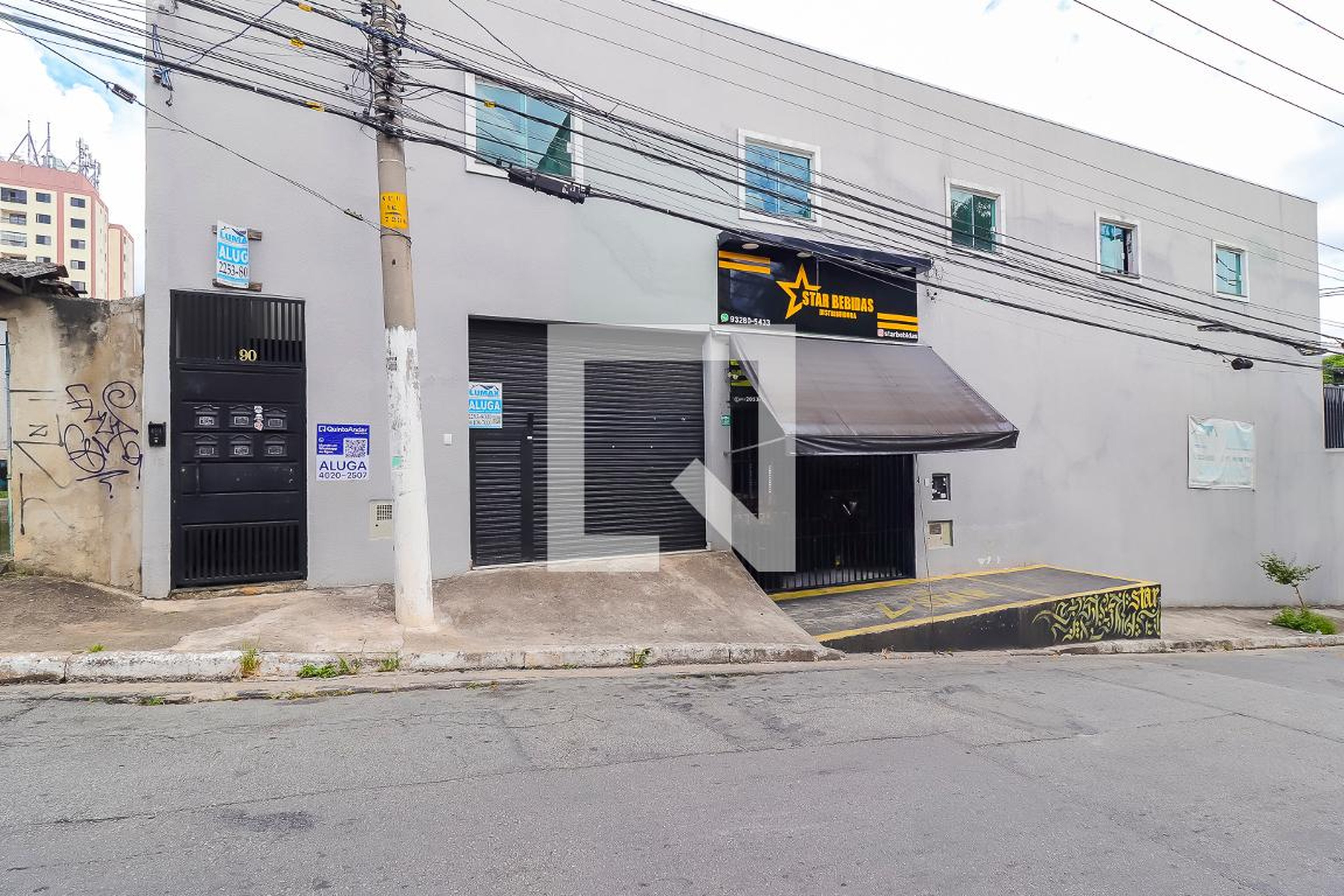 Fachada Condomínio em Rua Jataizinho, 90