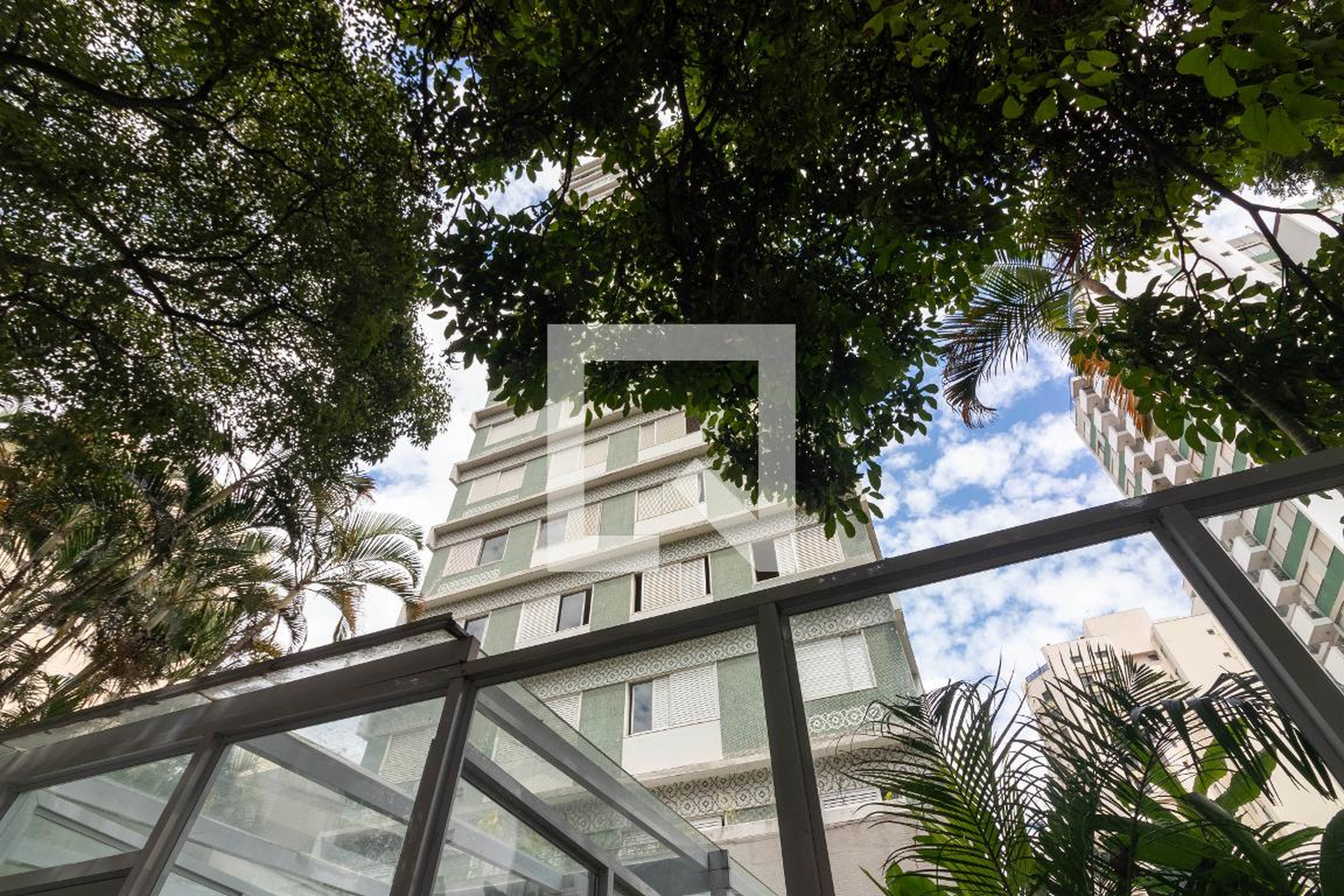 Fachada do Prédio Condomínio Guaravaí