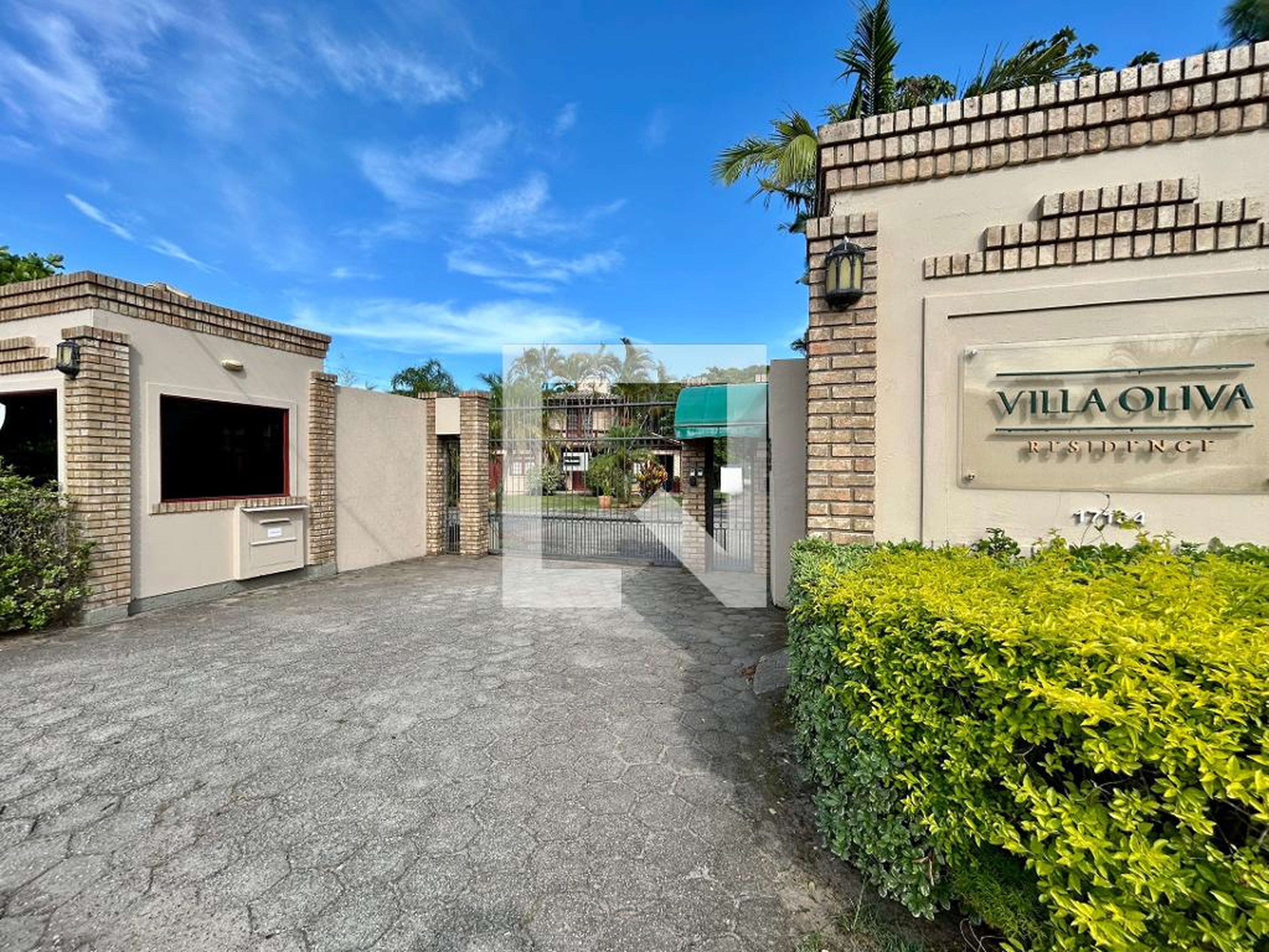 Fachada Condomínio Villa Oliva Residence