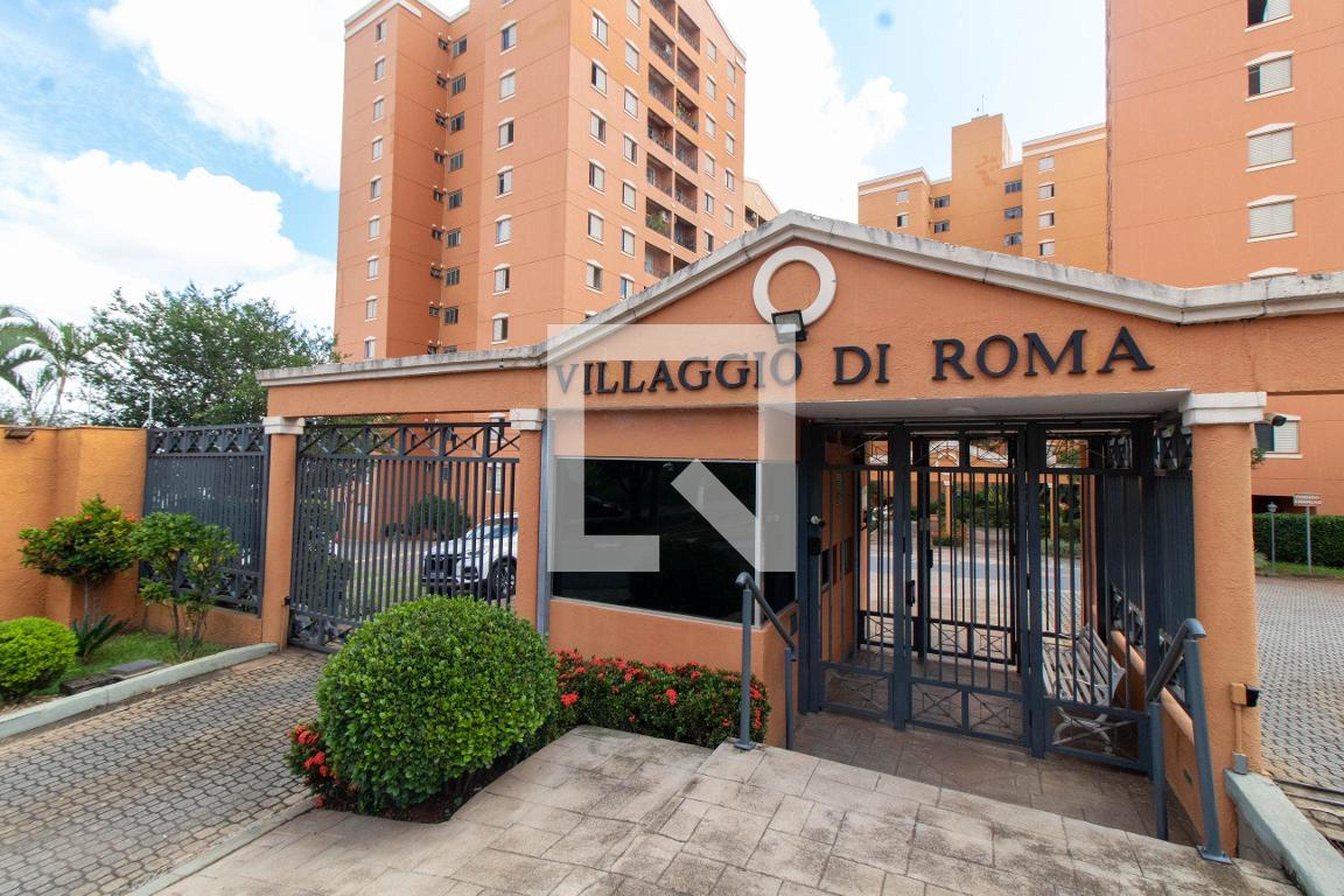 FACHADA Condomínio em Avenida Doutor Jesuíno Marcondes Machado, 2201