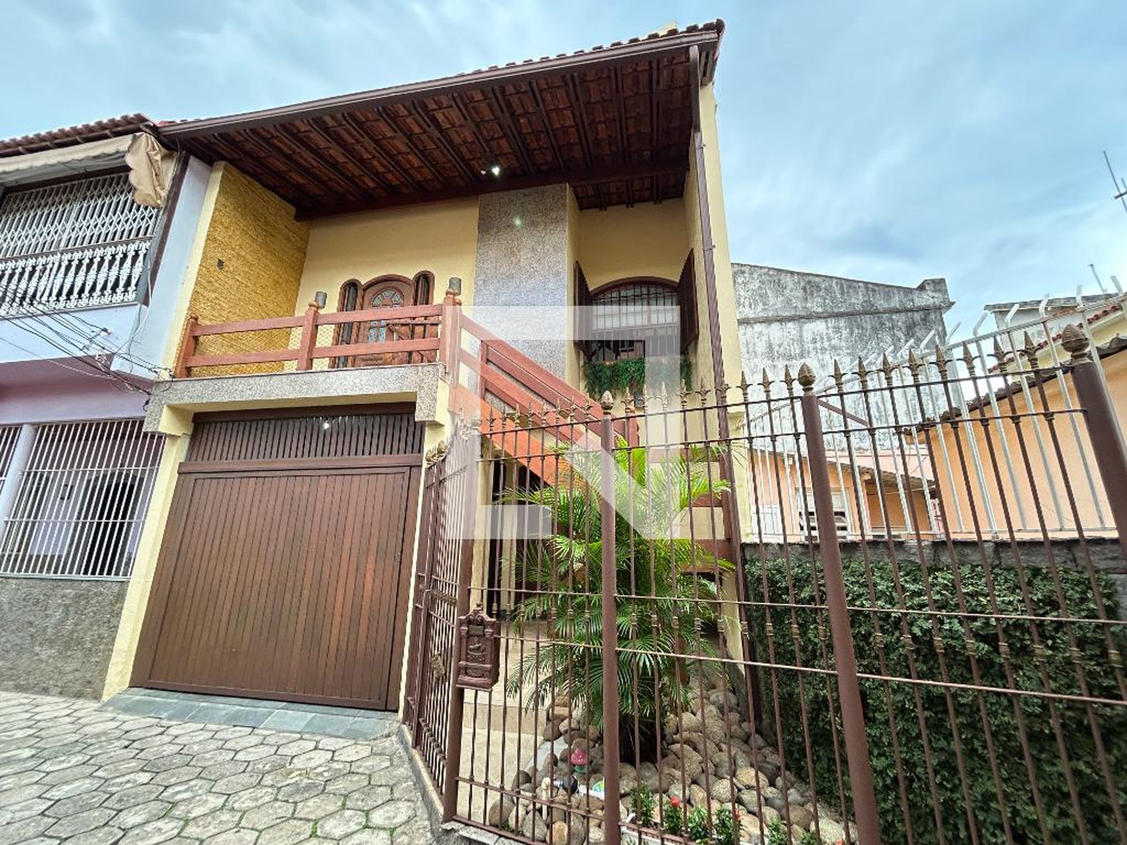 Fachada Condomínio Vila Angélica