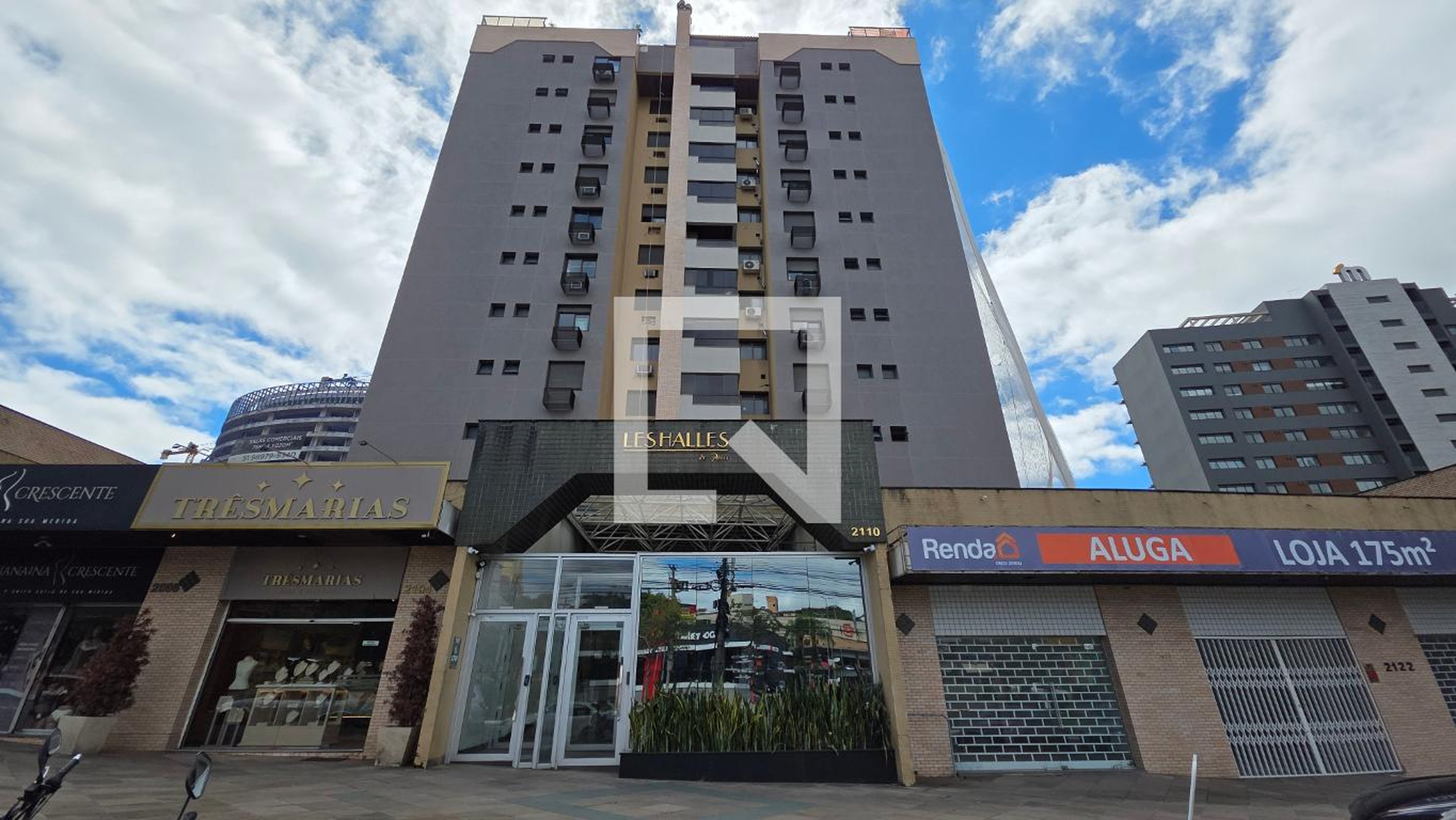 Fachada Condomínio em Avenida Doutor Nilo Peçanha, 2100