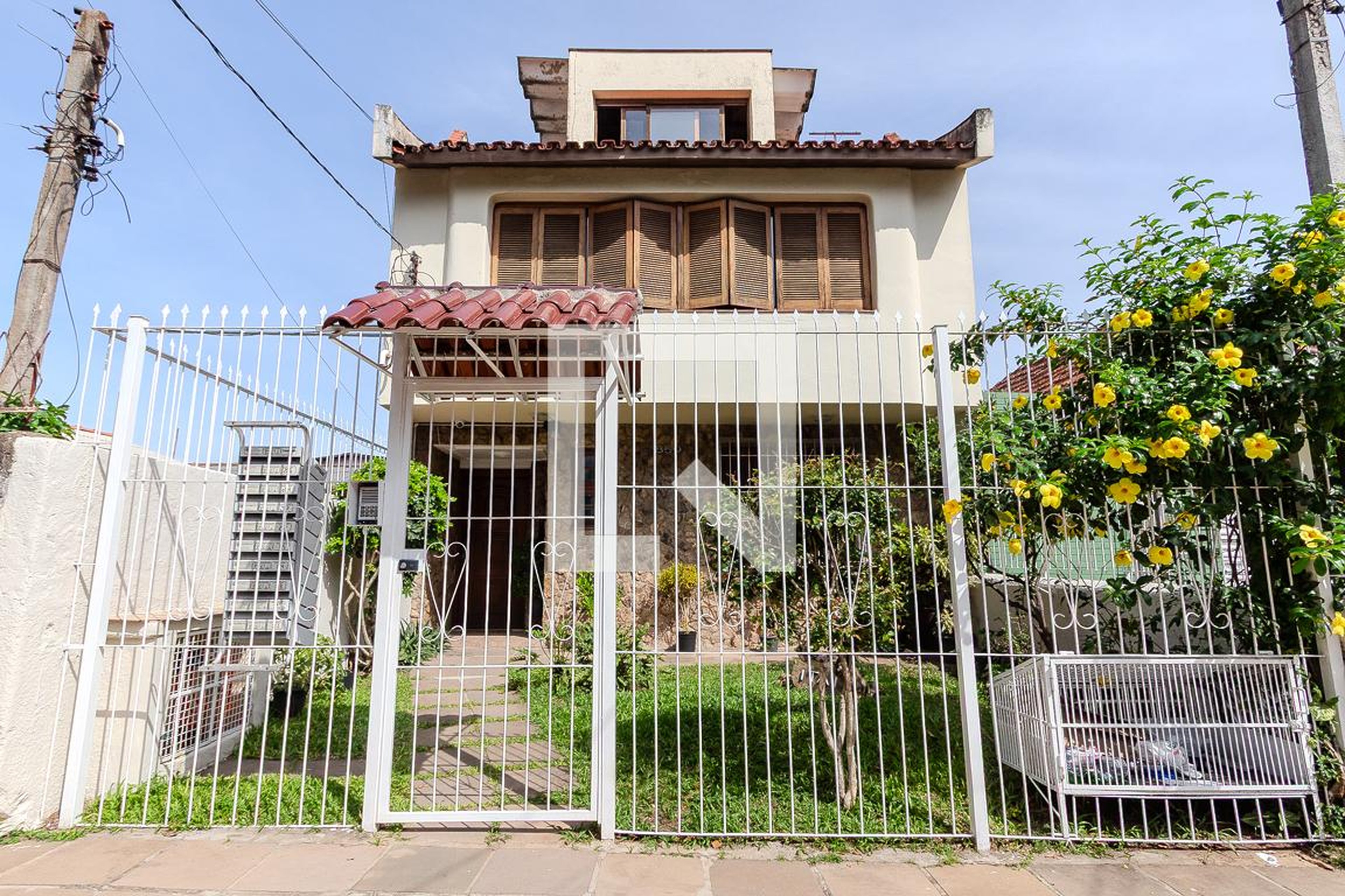 Fachada Condomínio em Rua São Francisco, 859
