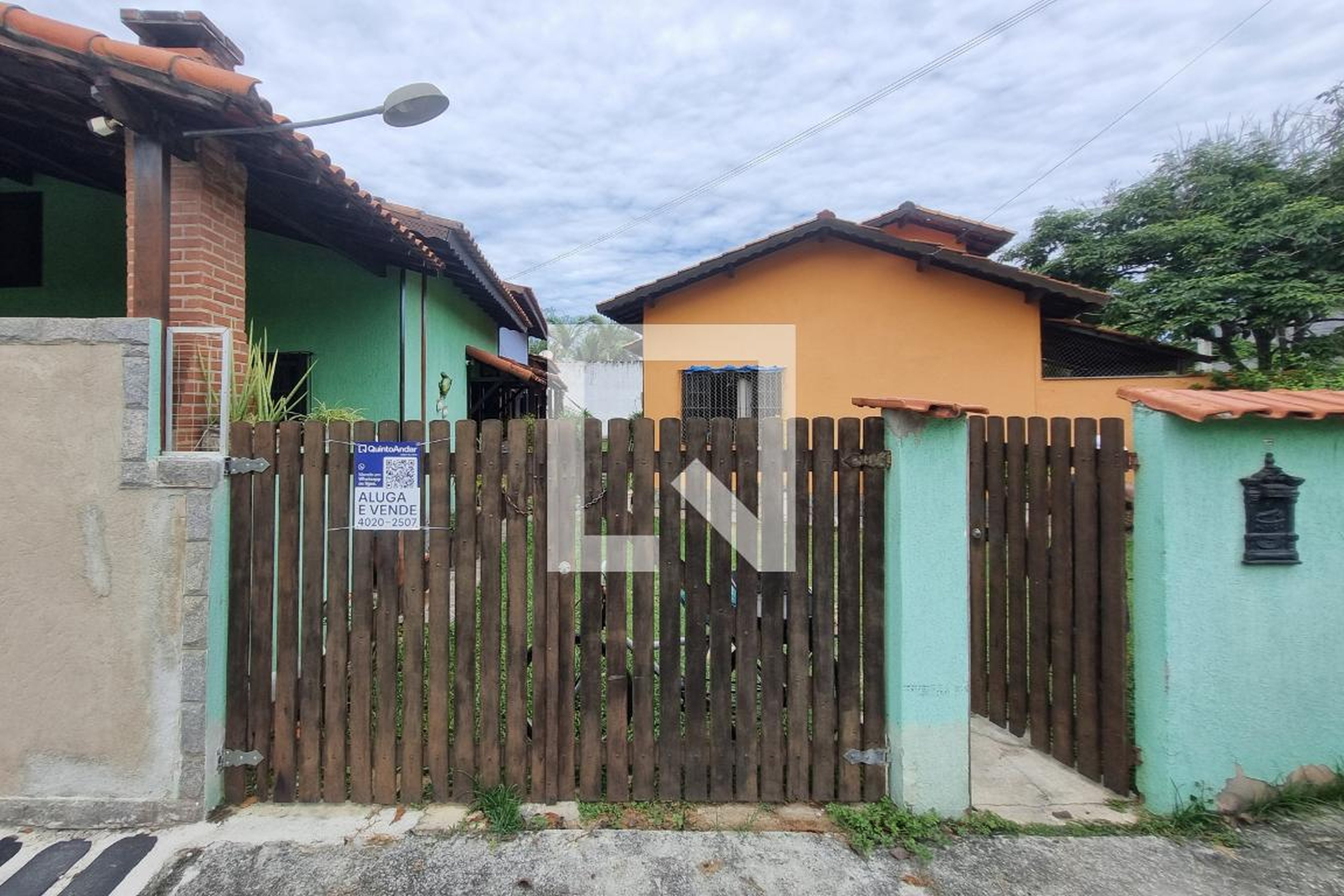 Fachada Condomínio em Rua Homero Micheline, 161
