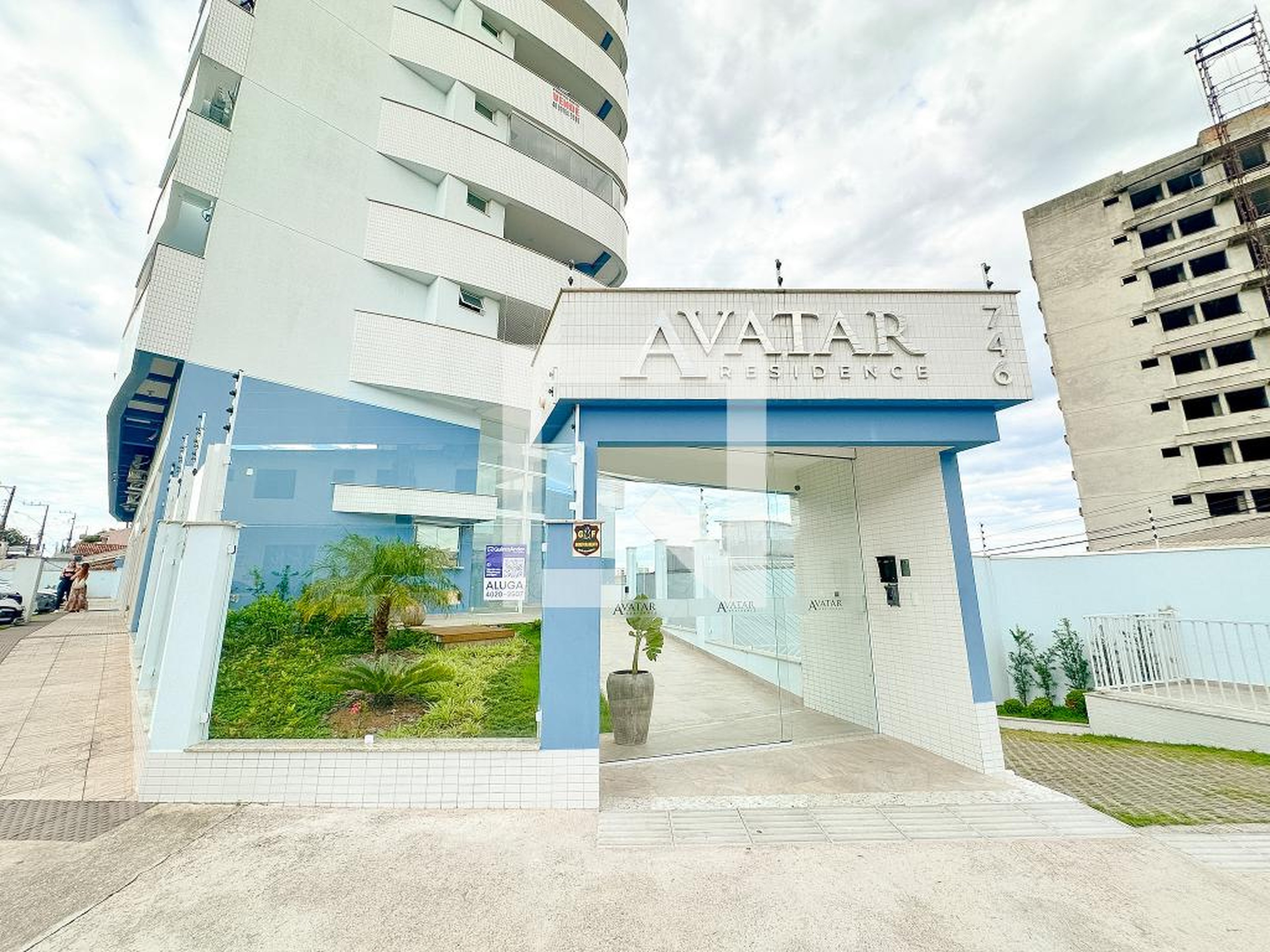Fachada Condomínio em Rua Nossa Senhora Aparecida, 746