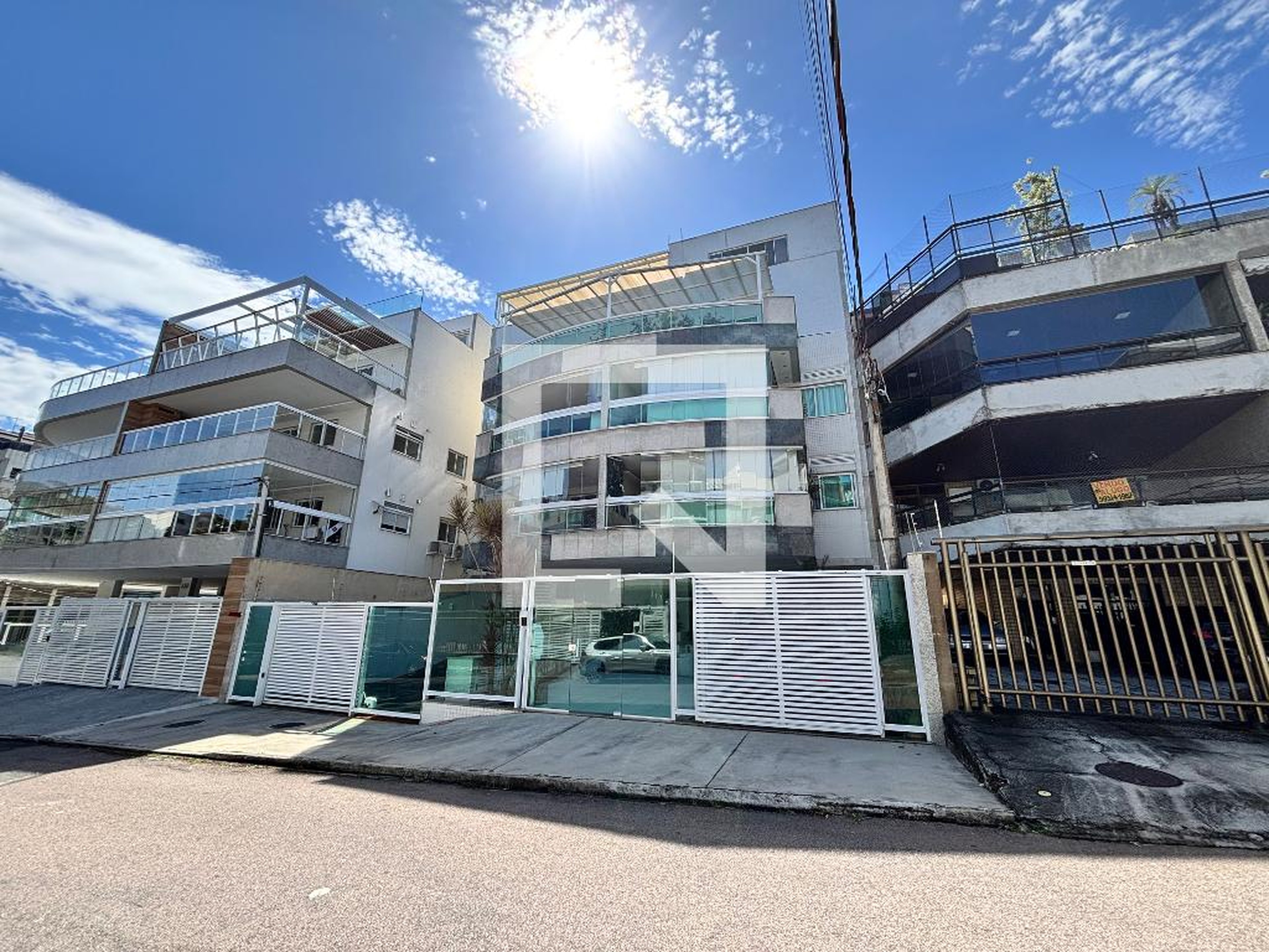 Fachada Edifício Uluwato Residence