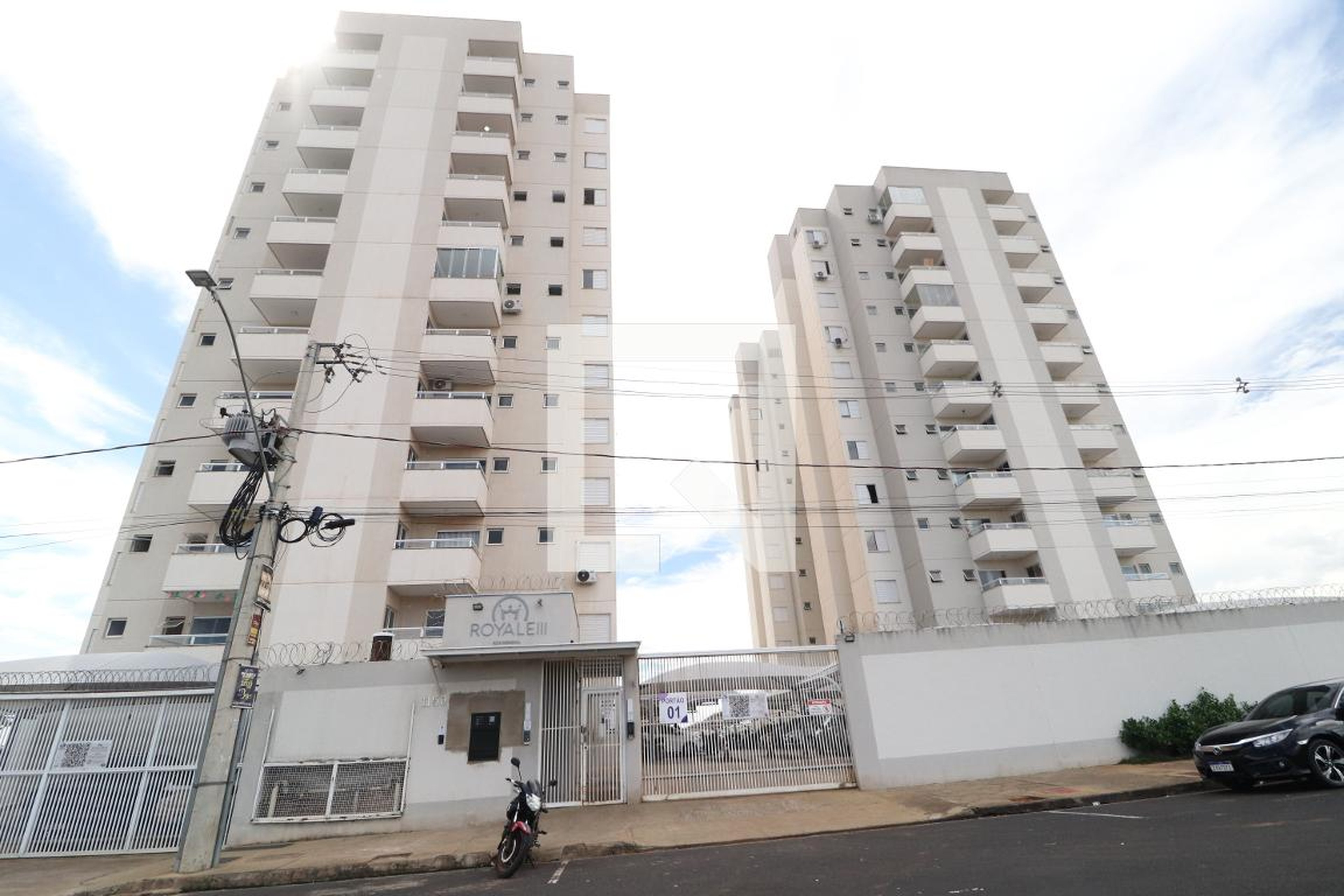 Fachada Condomínio Royale 3