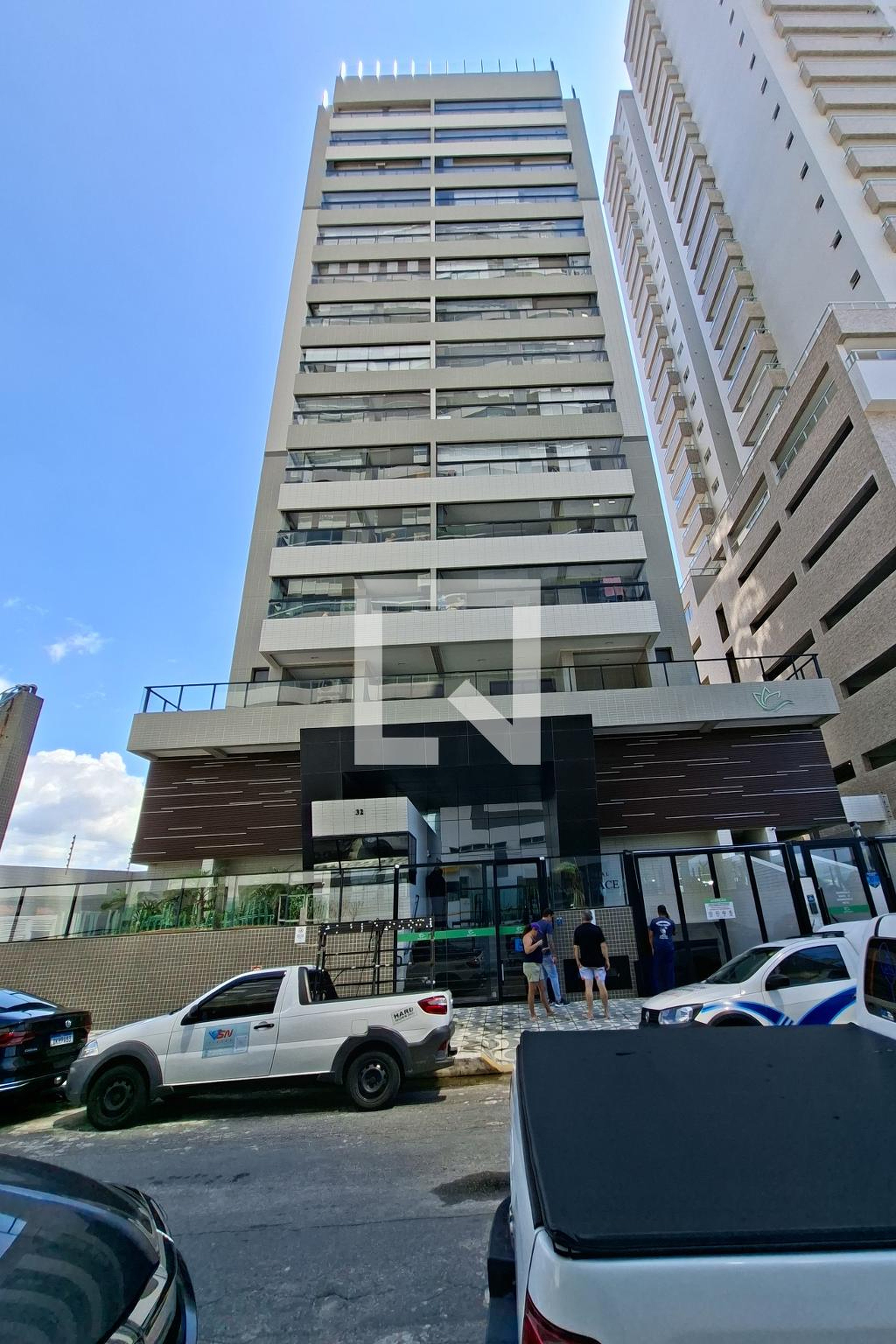 Fachada Condomínio New Place Residence