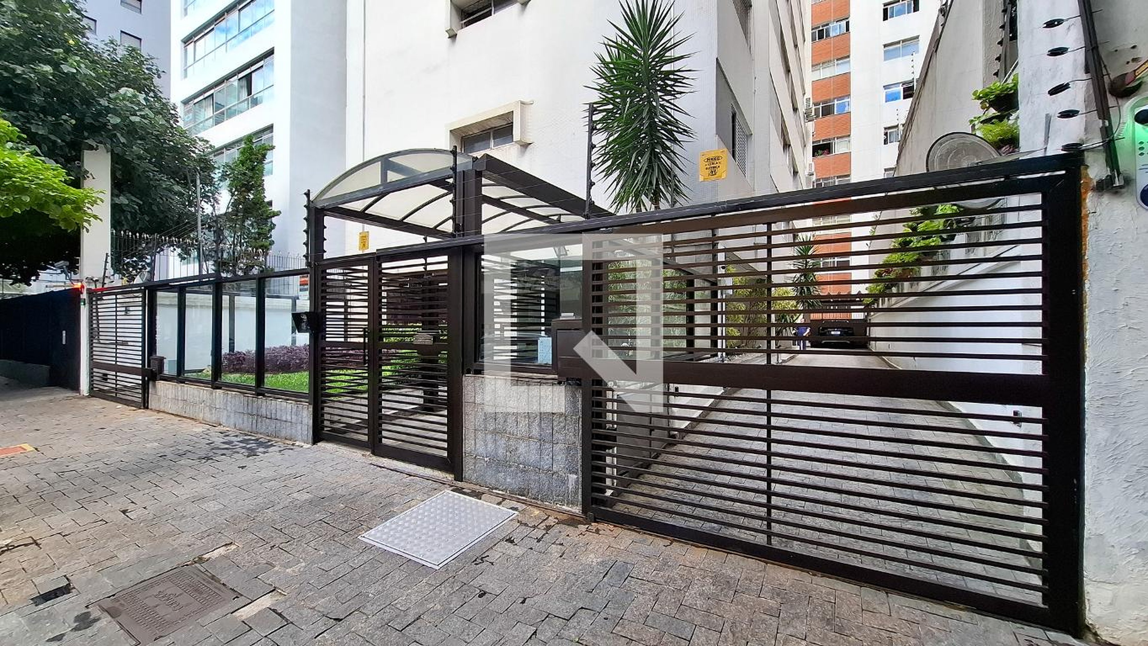 Fachada do Prédio Edifício Itaúna
