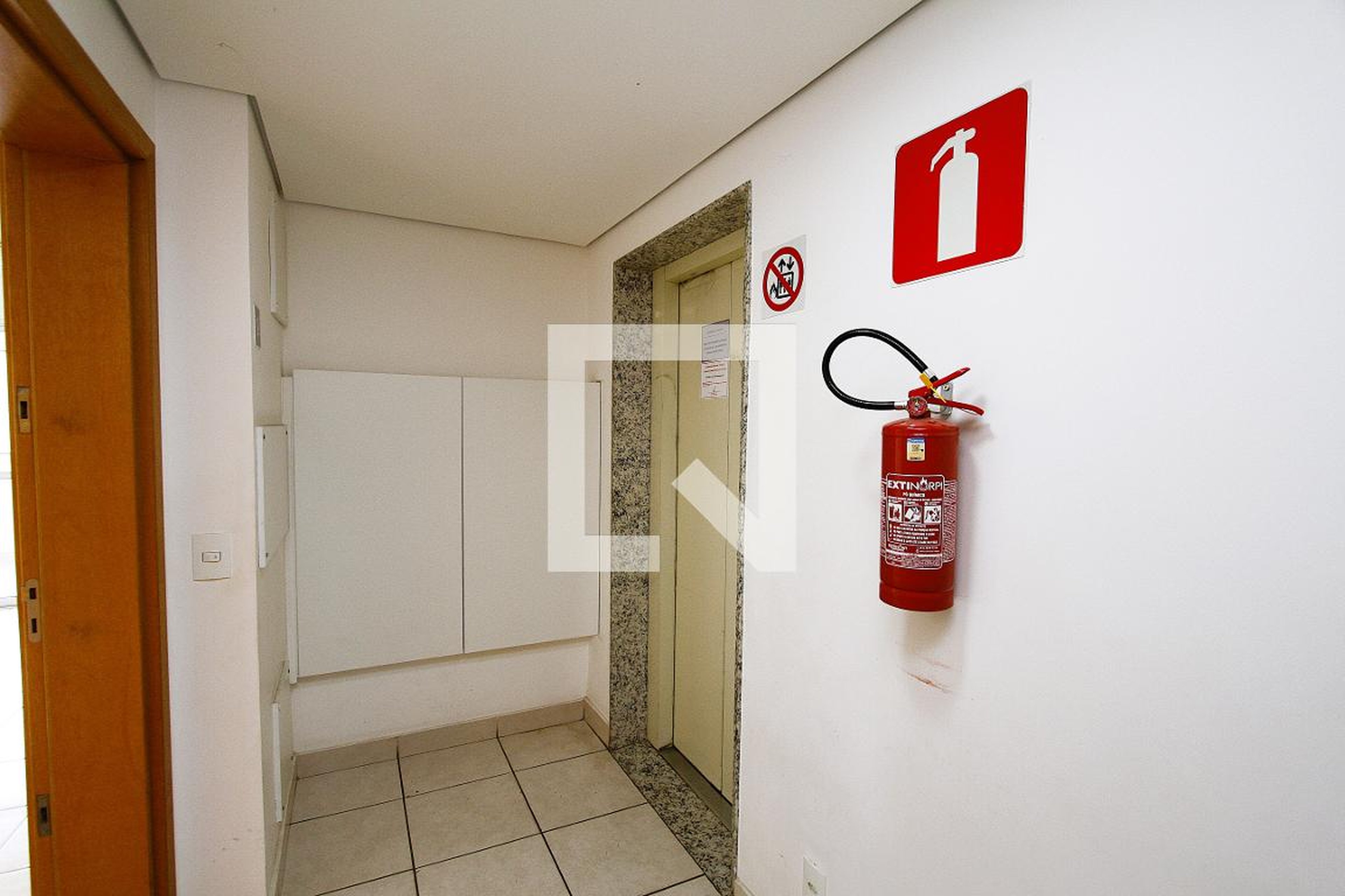 Elevador - Edifício Idéia