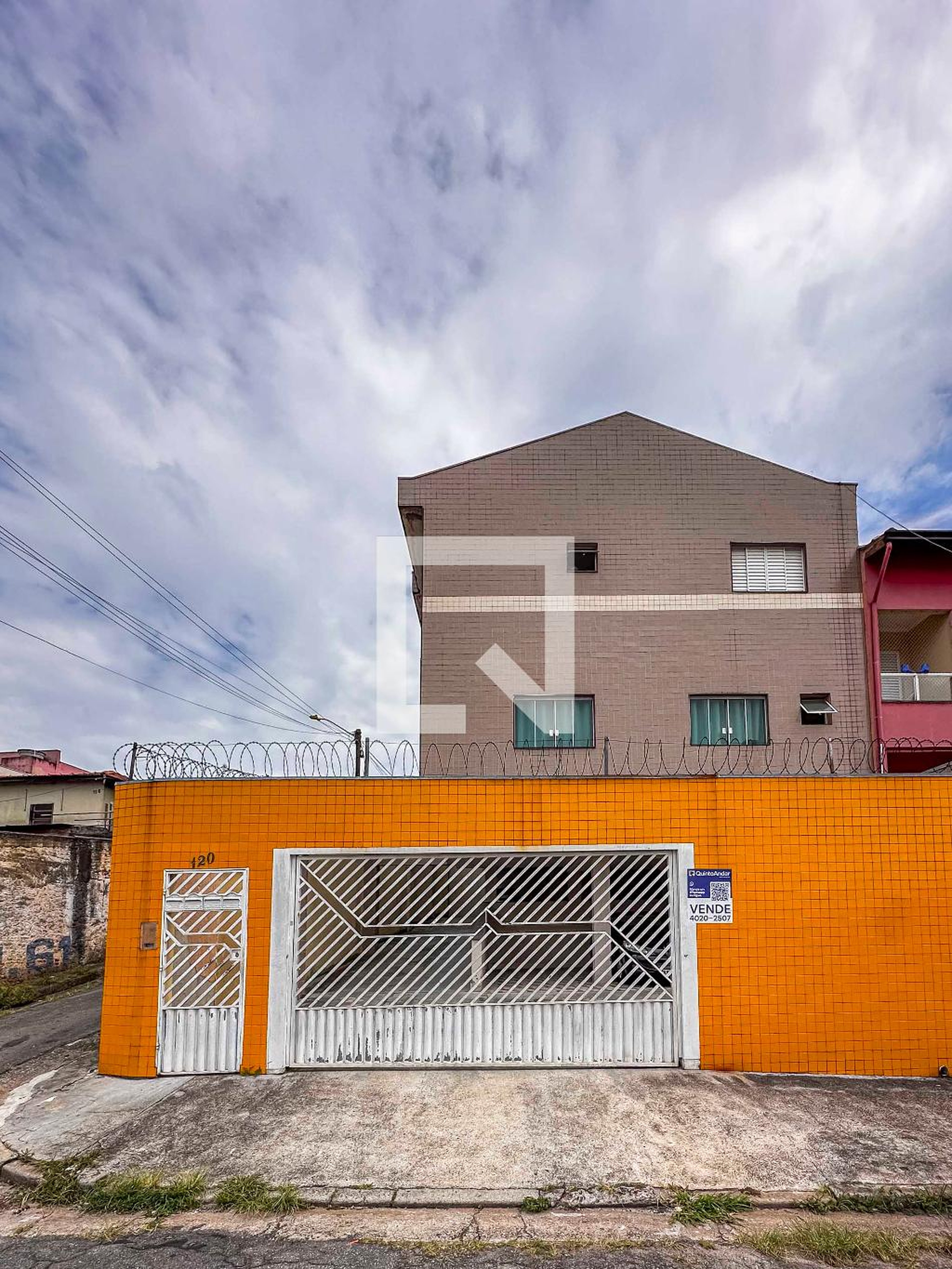 Fachada Condomínio em Rua Ararima, 120