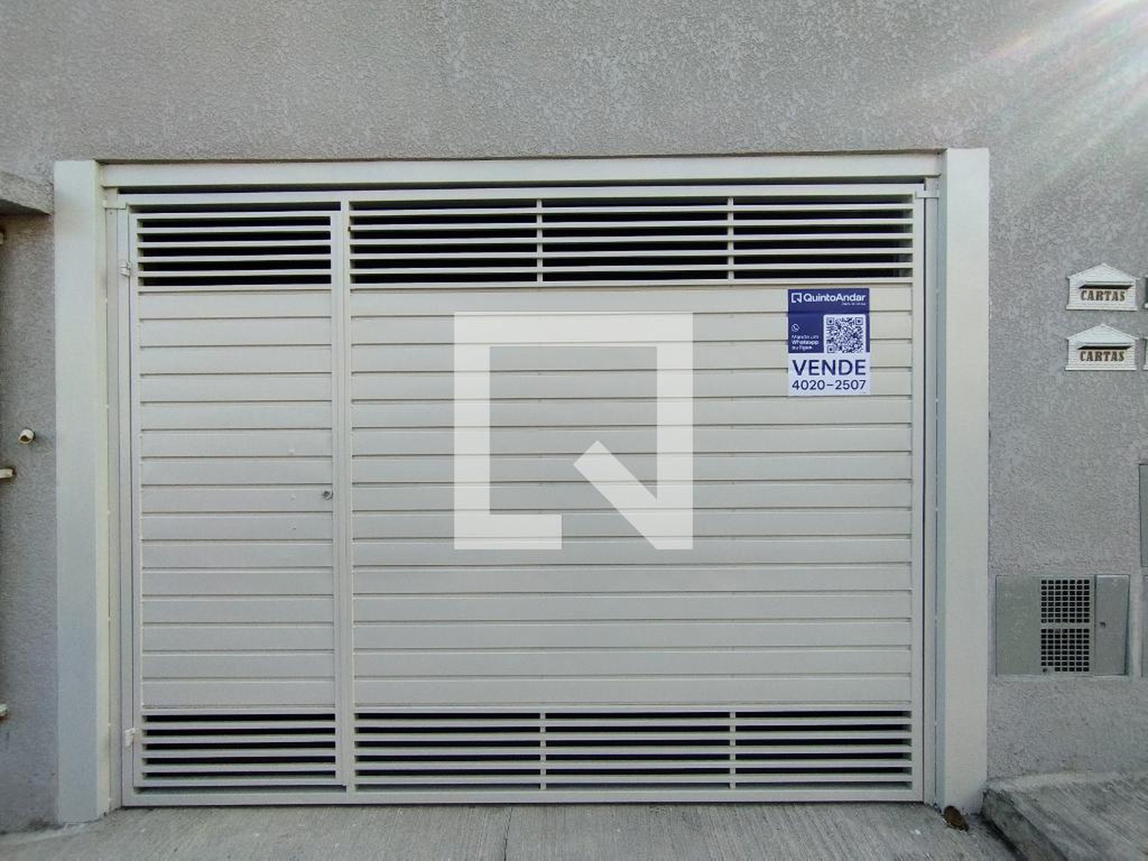 Fachada do Prédio Condomínio em Rua Leônidas Freire, 288