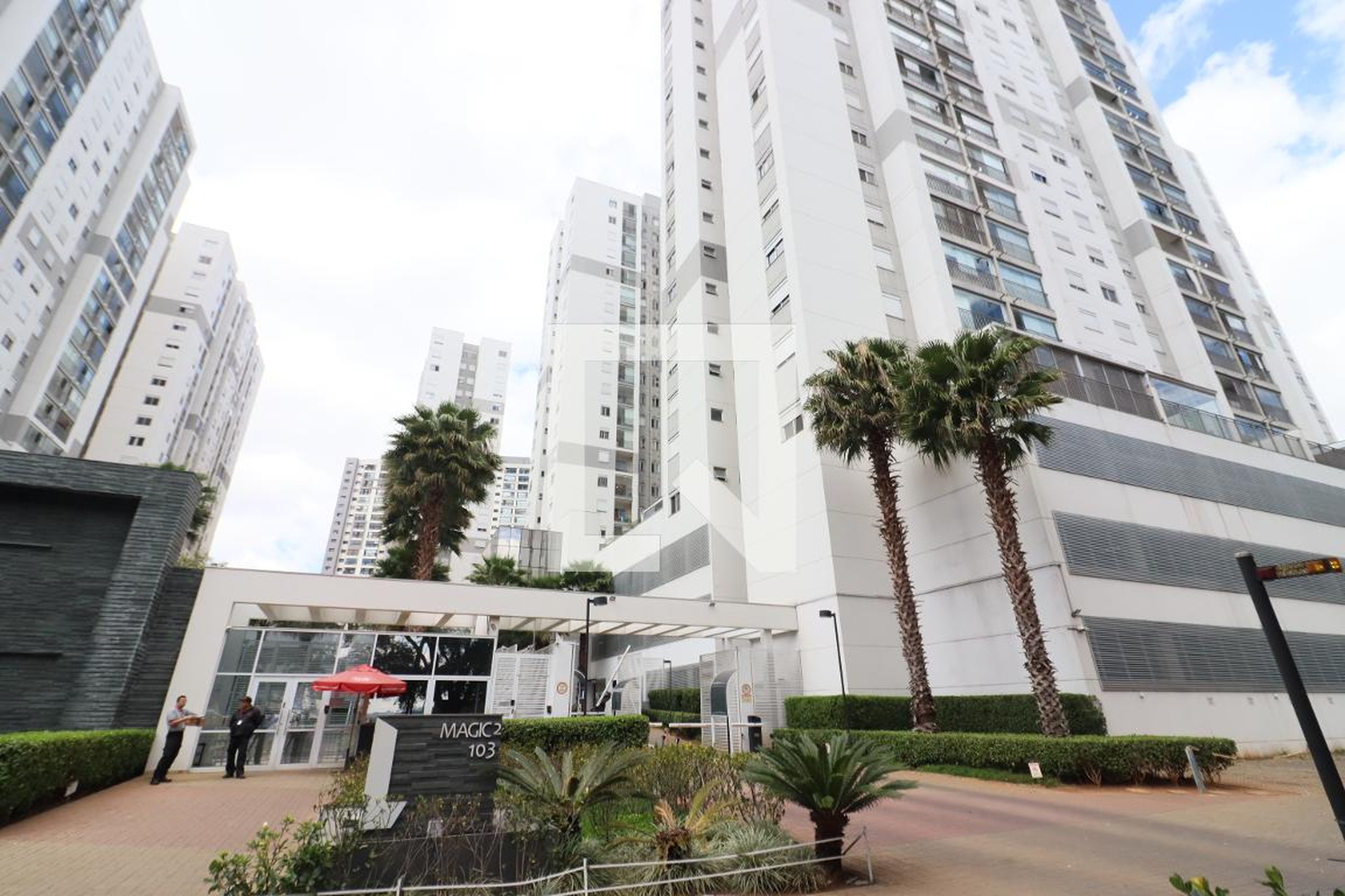 Fachada Condomínio Living Magic 2