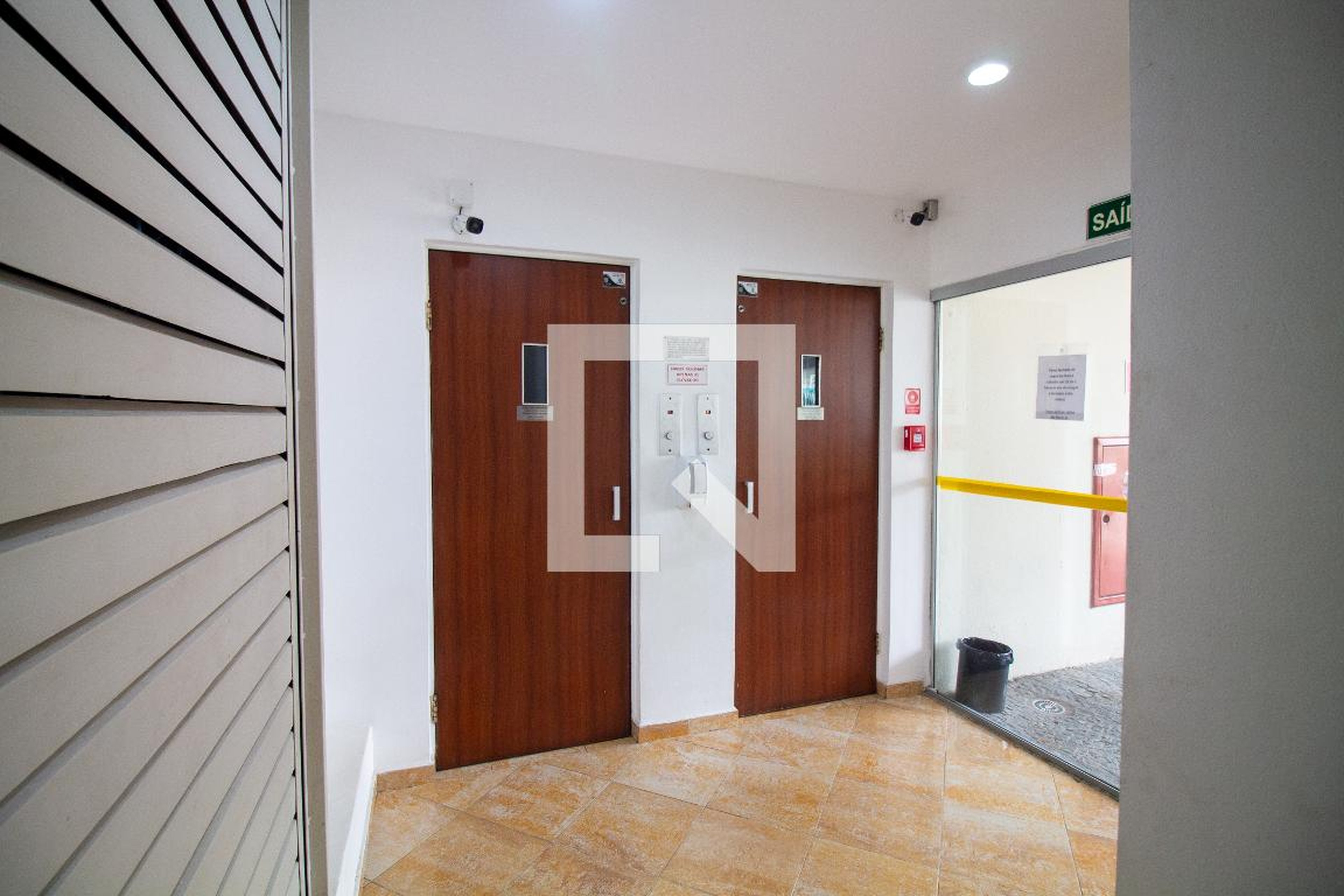 Hall Social - null