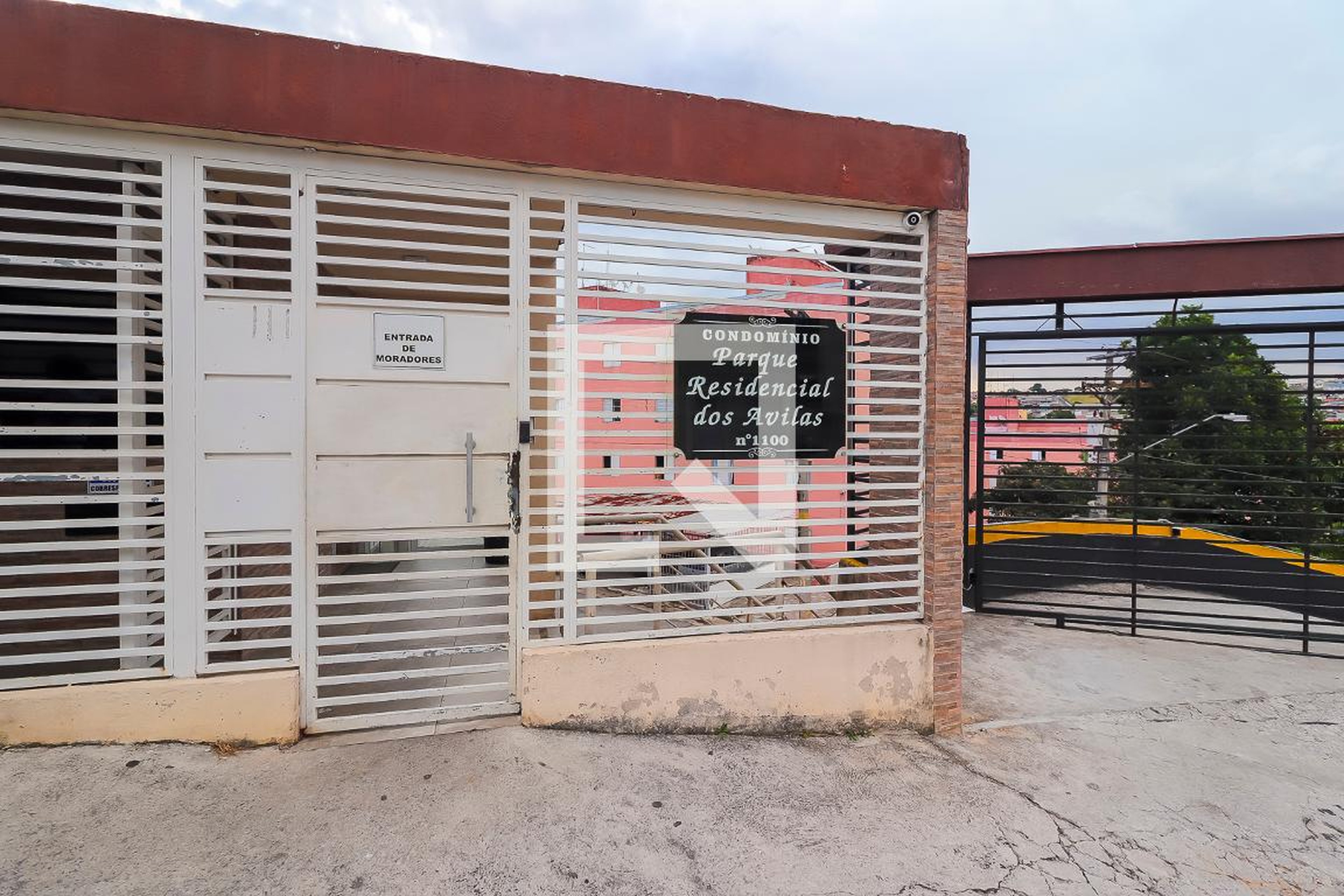 Fachada Condomínio em Rua Otelo Augusto Ribeiro, 1100