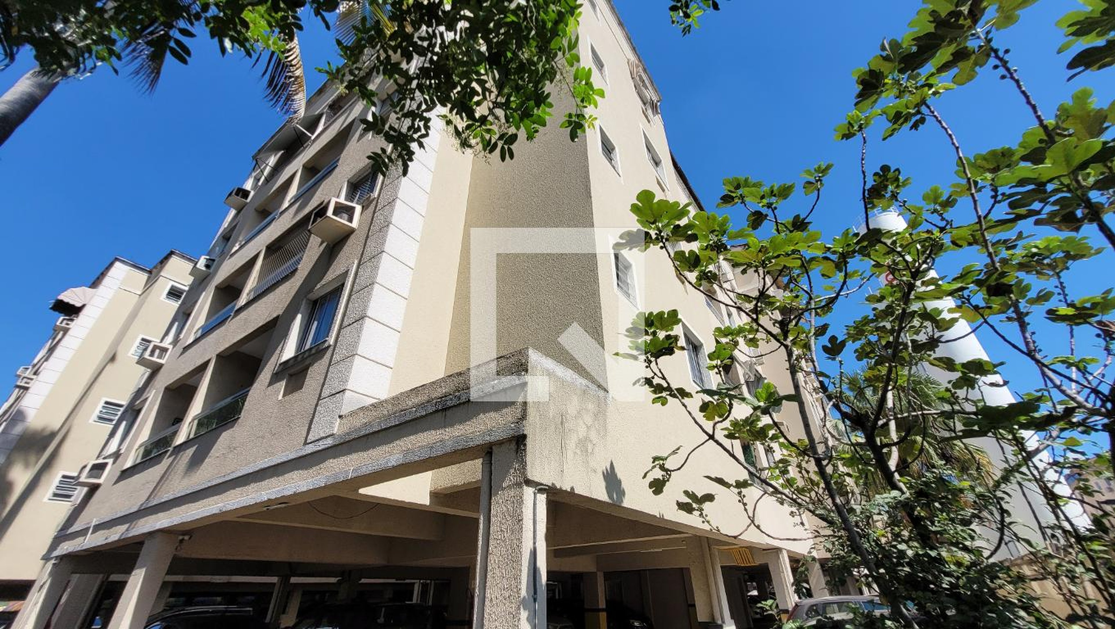 Fachada Condomínio Spazio Rennes