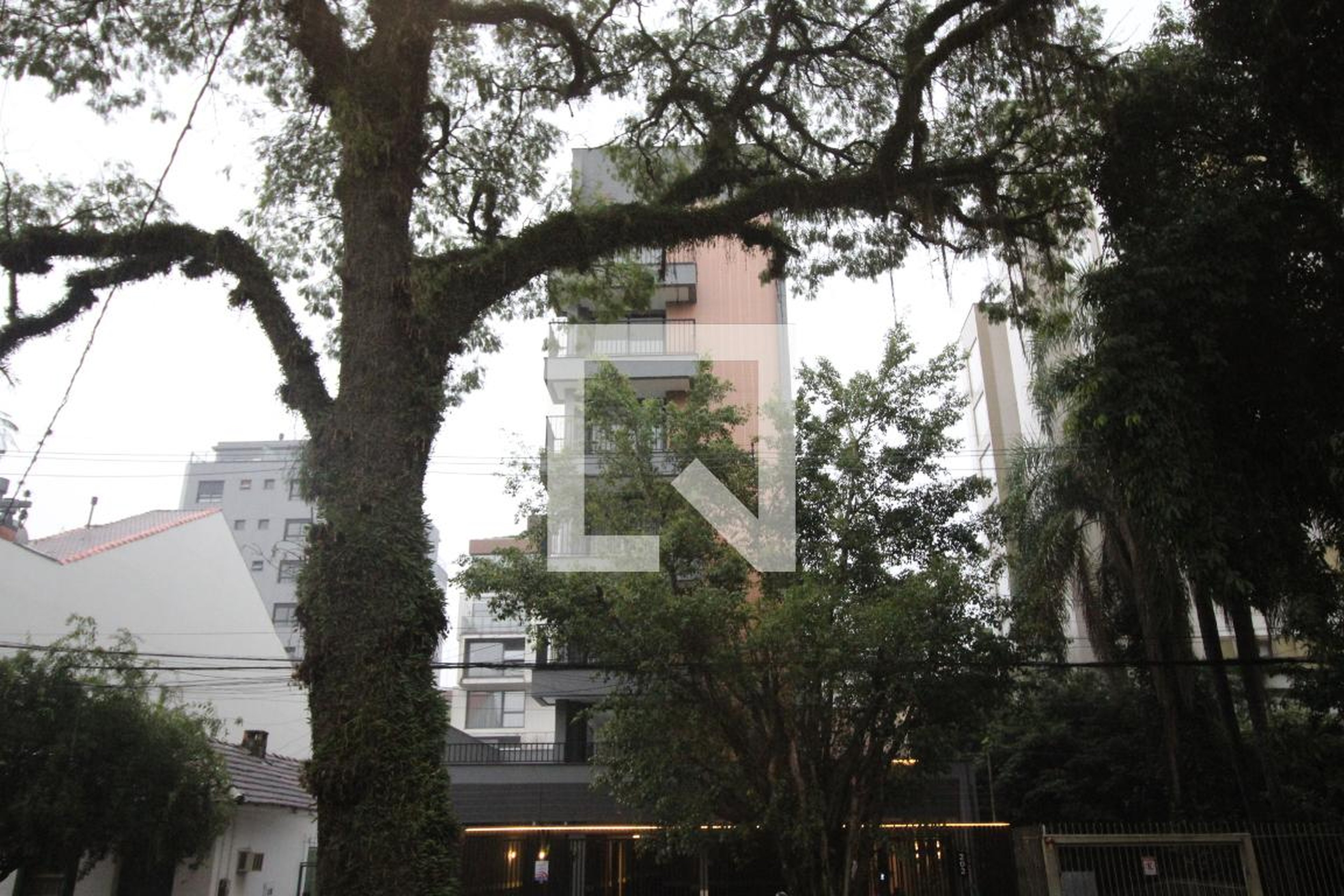 Fachada Condomínio em Avenida Bagé, 202