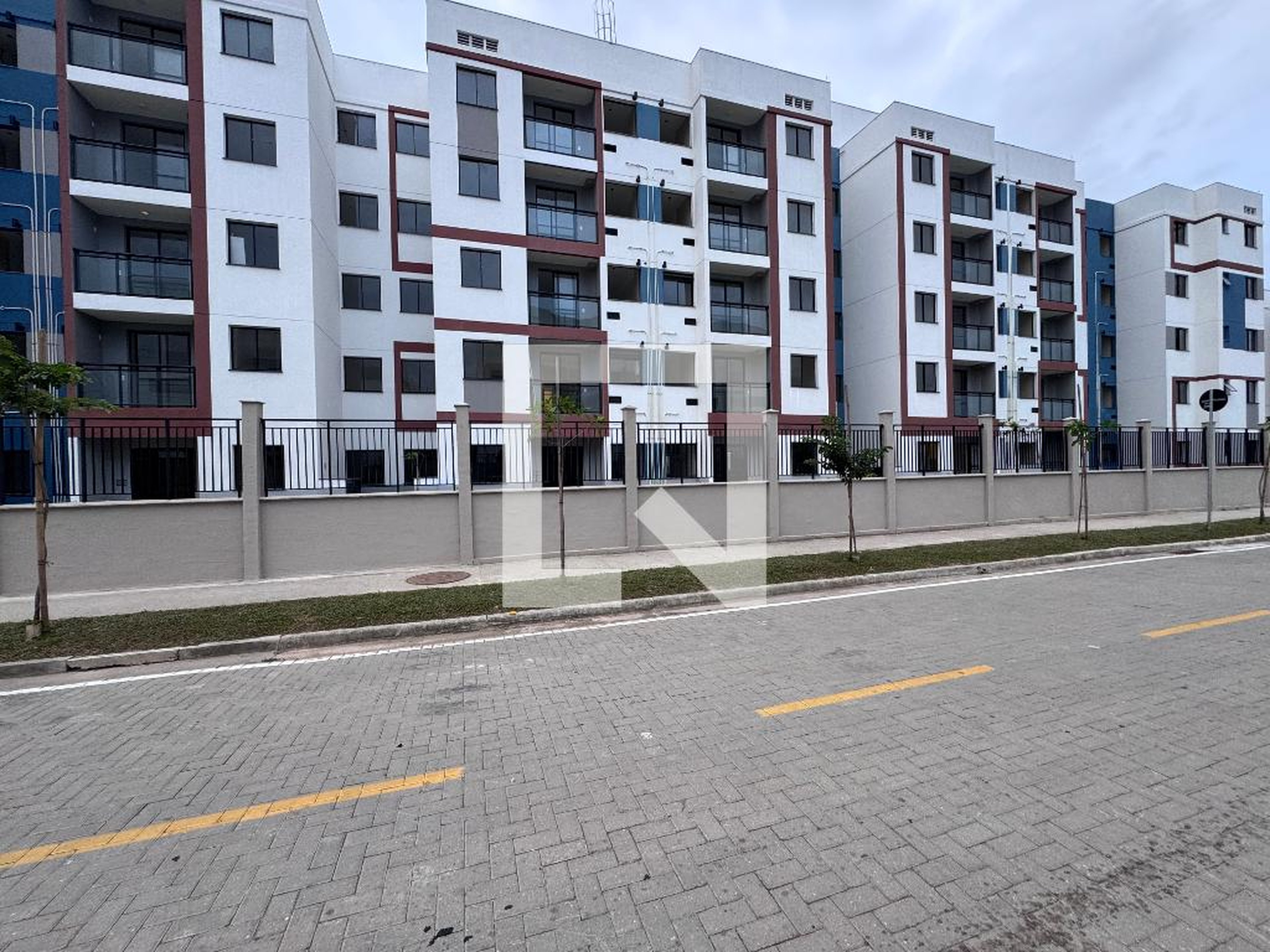 Fachada Condomínio em Rua Zélio Valverde, 0