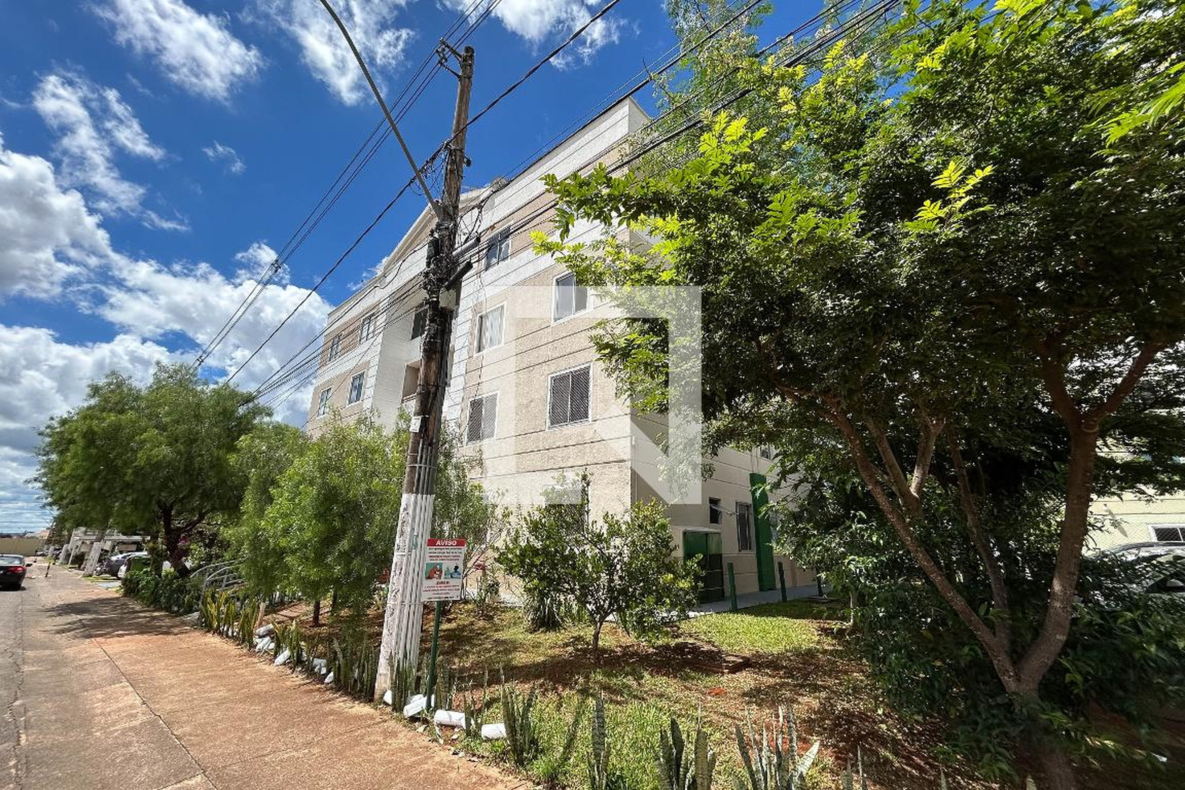 Fachada Condomínio em Avenida Mangueiral, 3