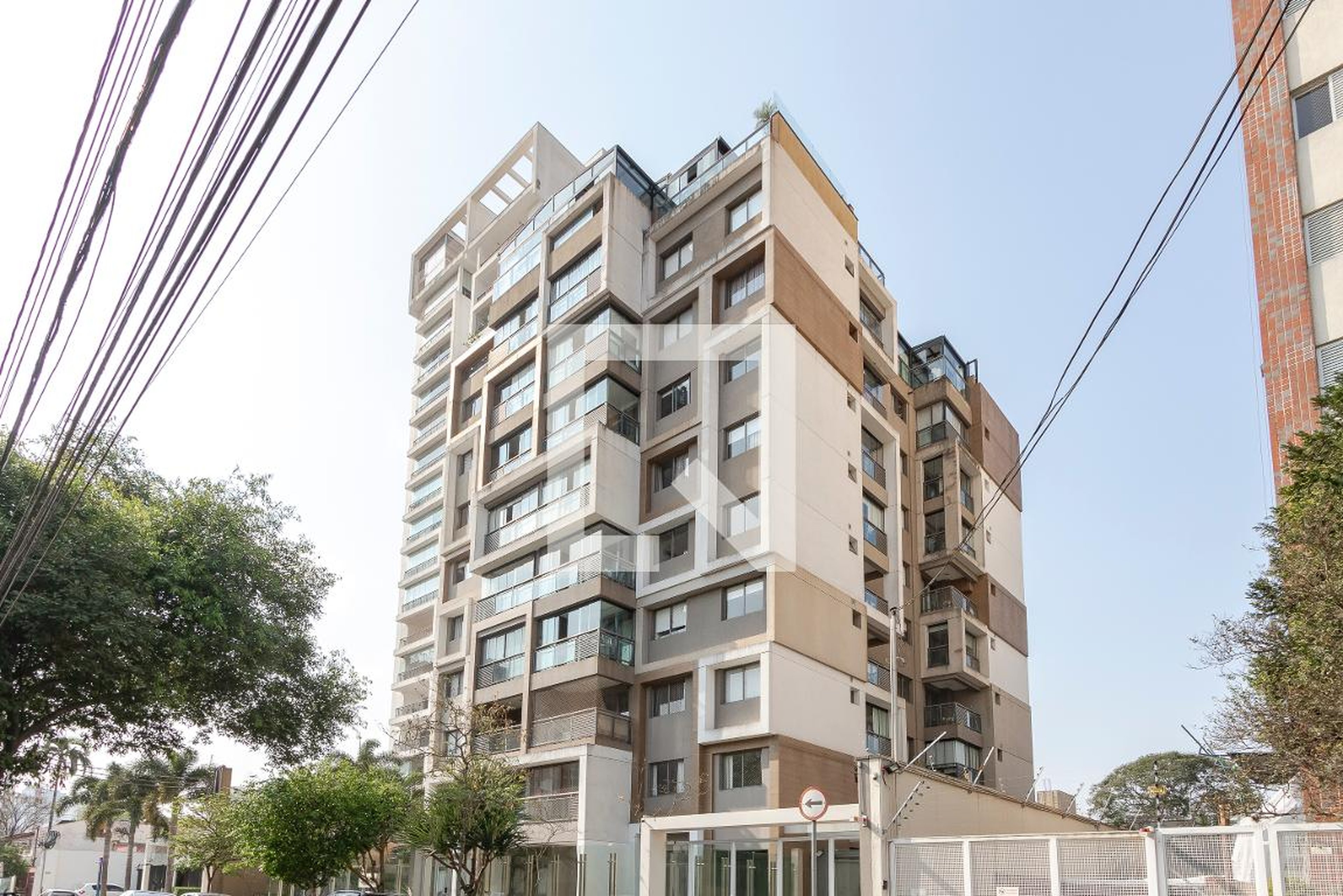 Fachada Condomínio em Rua Pensilvânia, 11