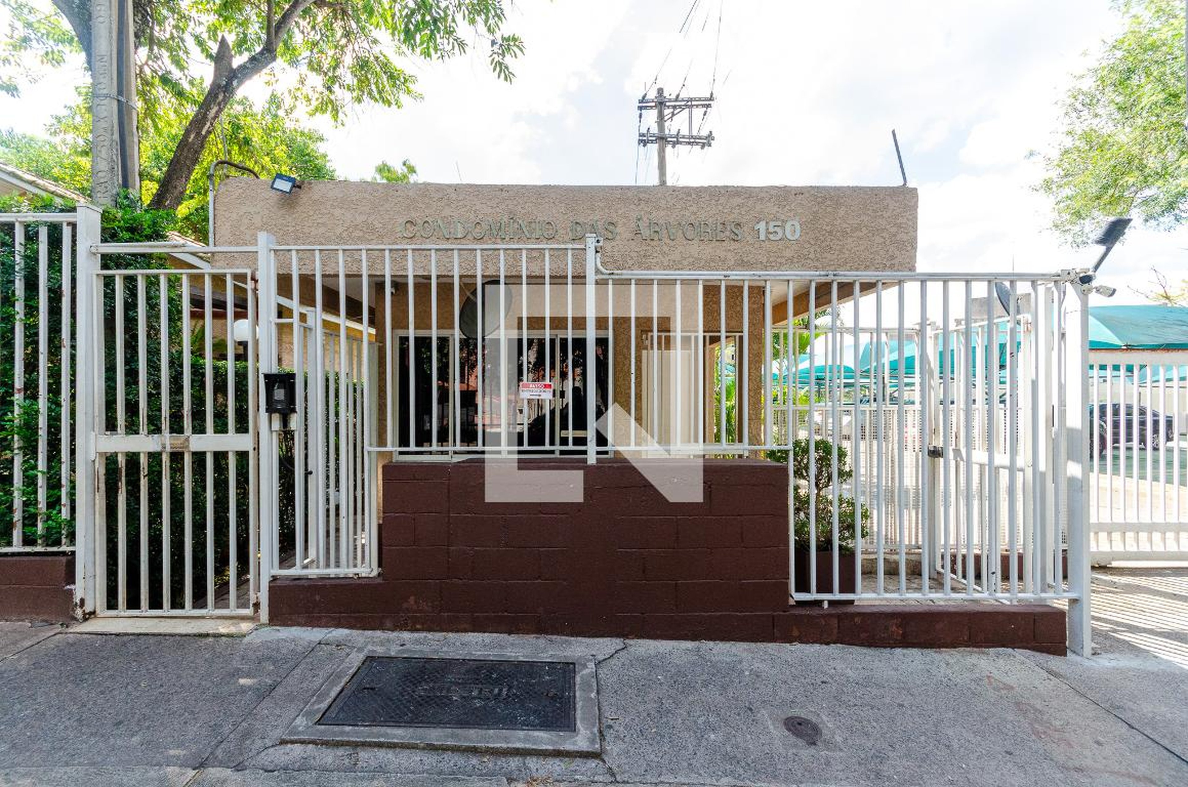 Fachada Condomínio em Rua Miguel Petrilli, 150