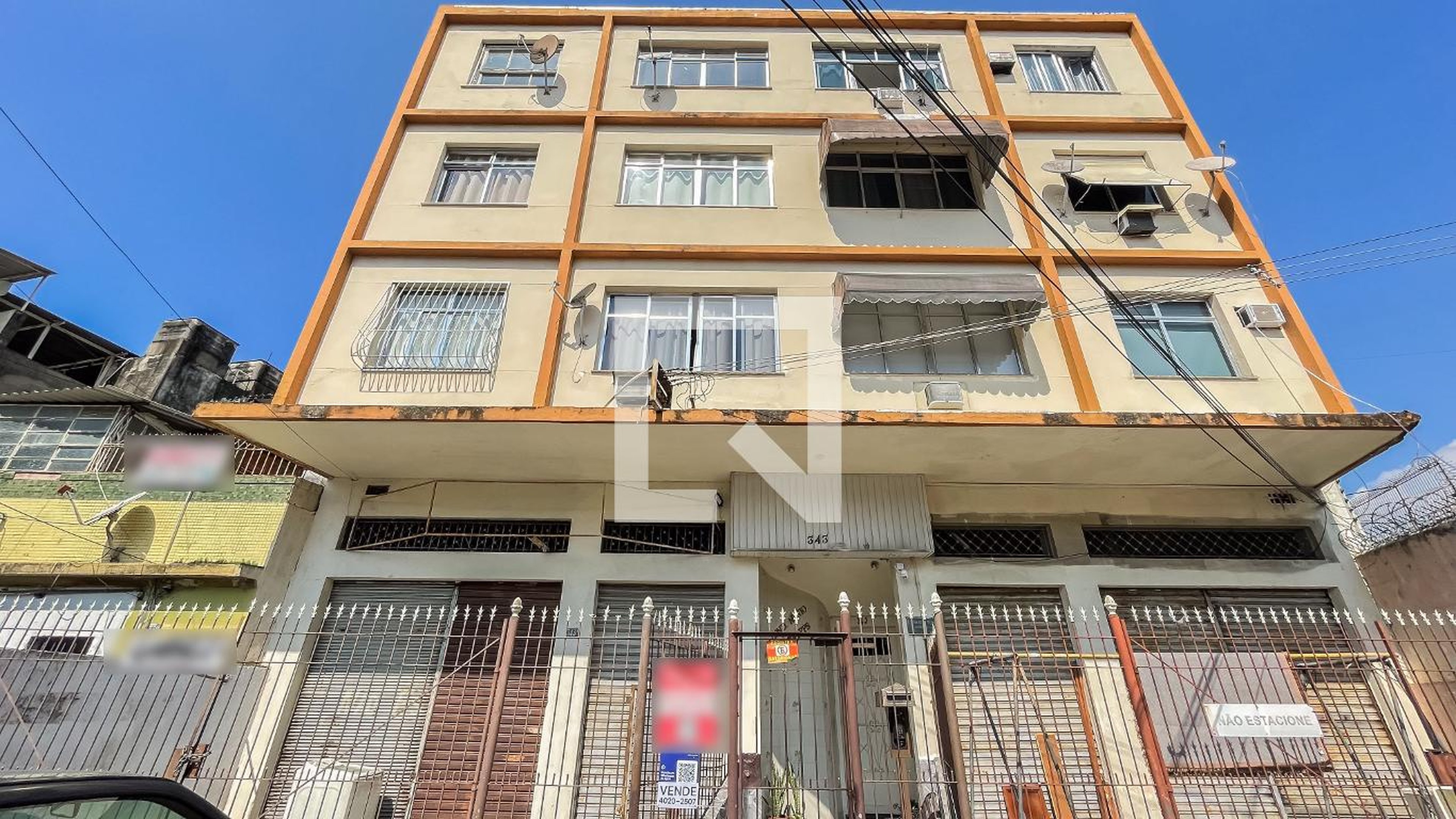 Fachada Condomínio em Rua Conselheiro Mayrink, 343