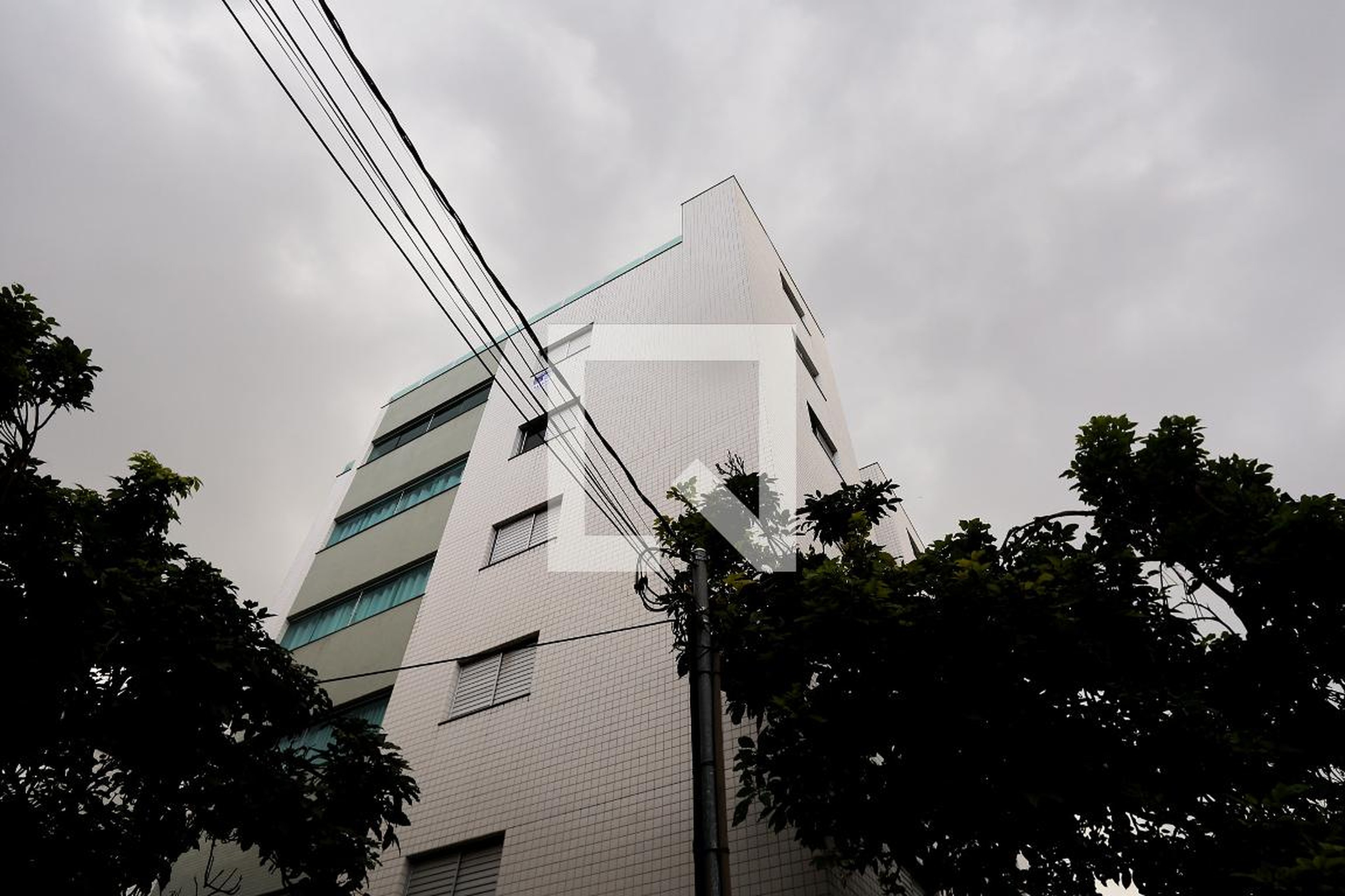 Fachada Condomínio em Rua Cônego Floriano, 299