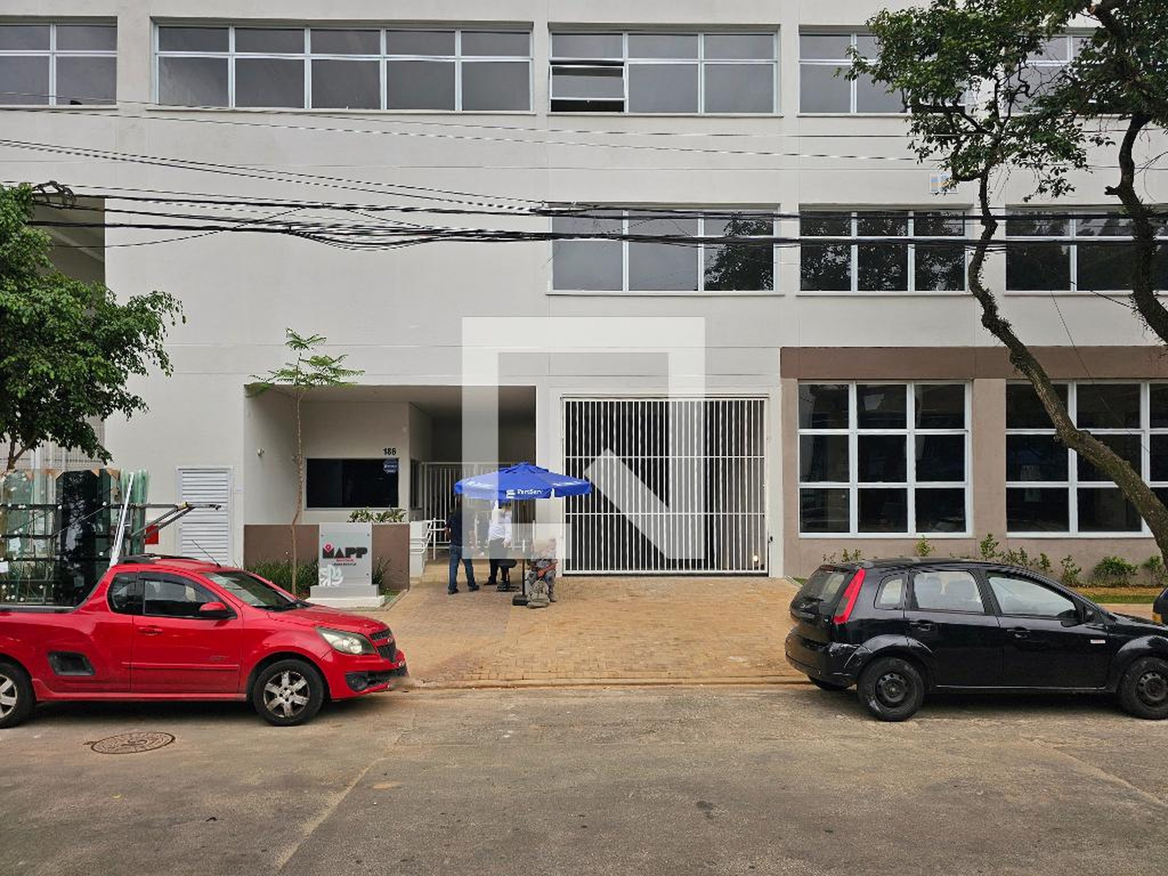 Fachada Condomínio em Rua Achilles Orlando Curtolo, 195