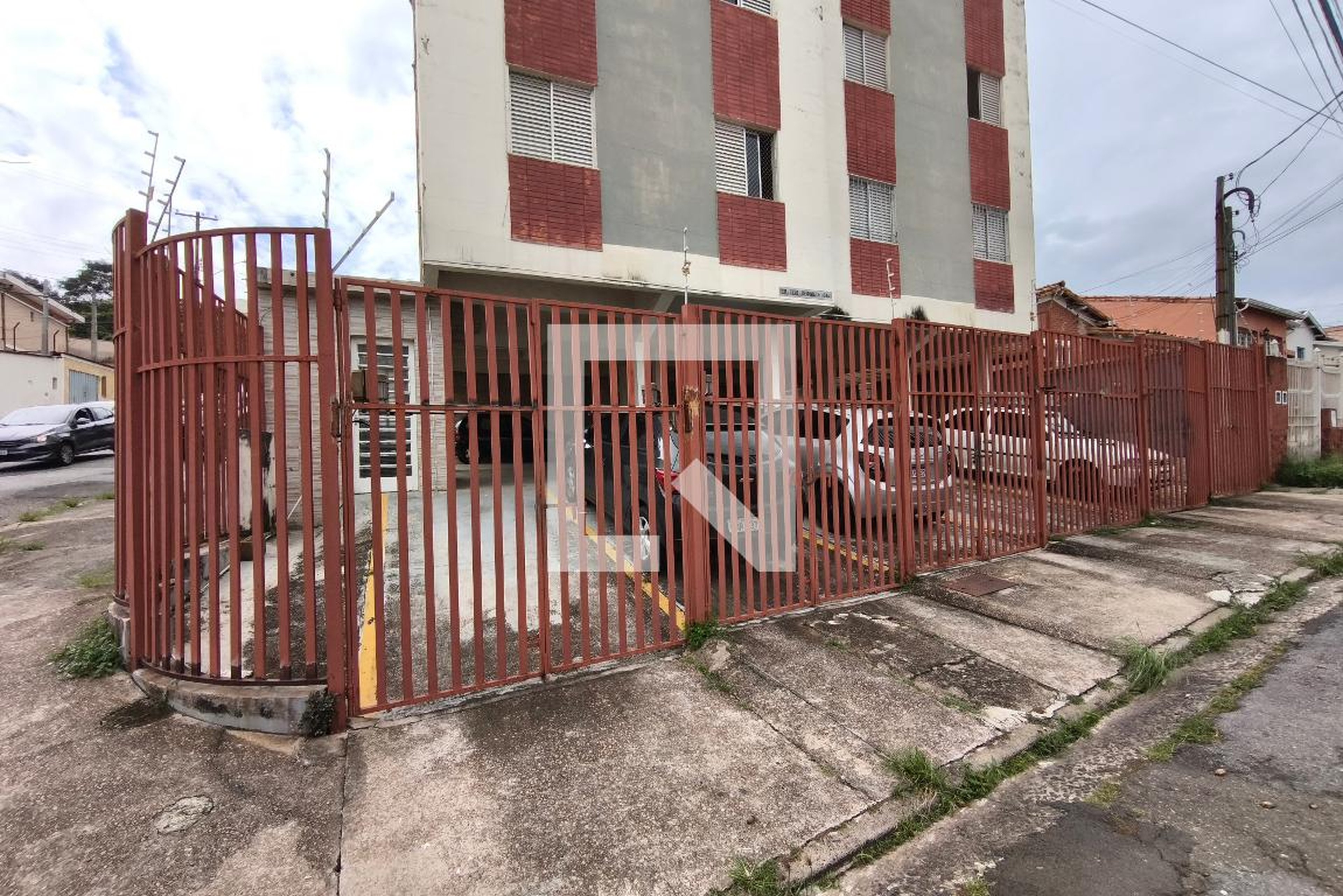 Fachada do Condomínio Condomínio Elis Regina