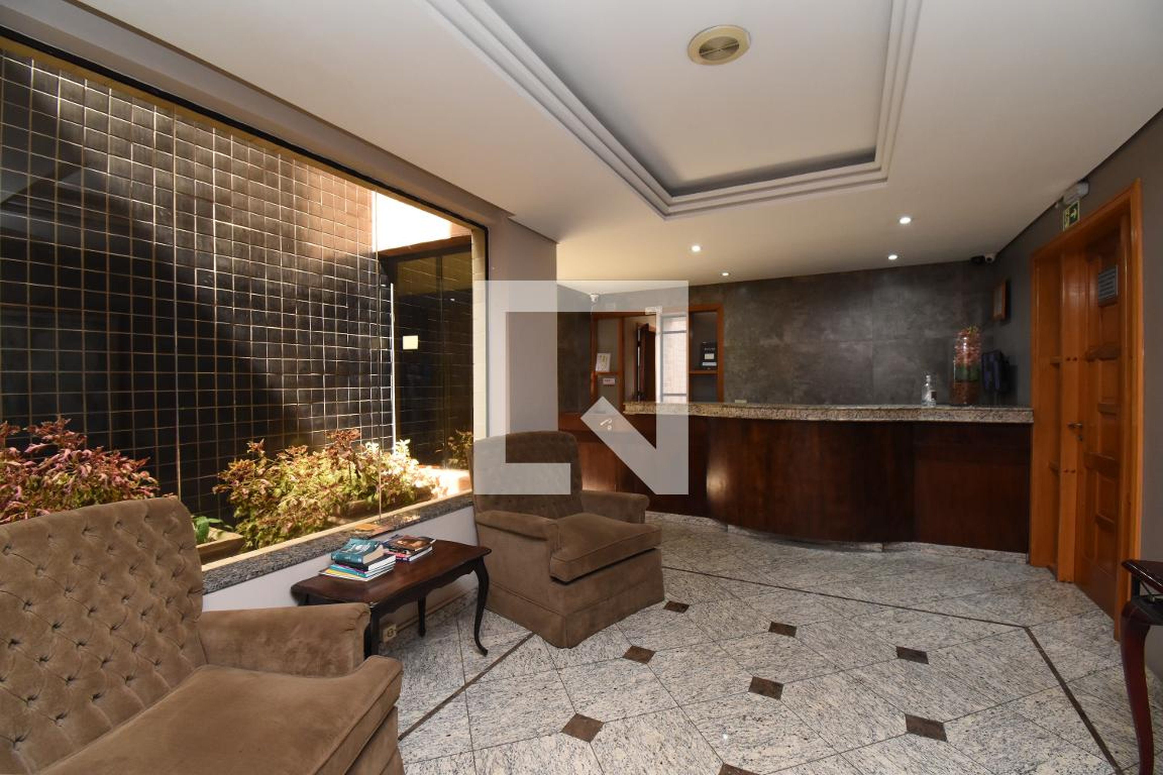 Hall de entrada Condomínio Flat