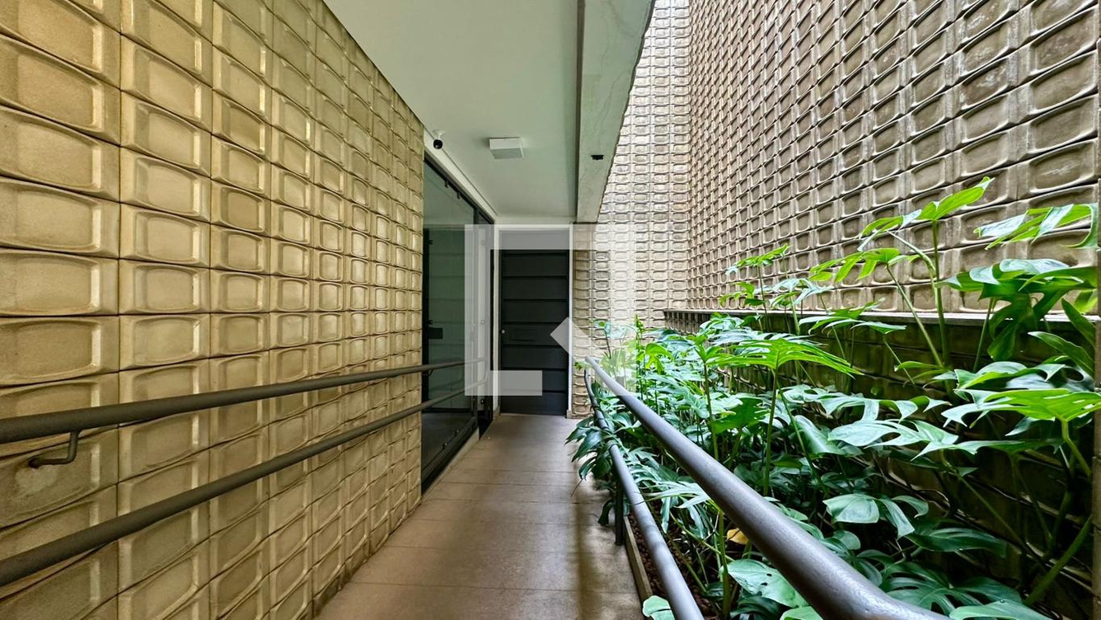 Entrada do prédio - null