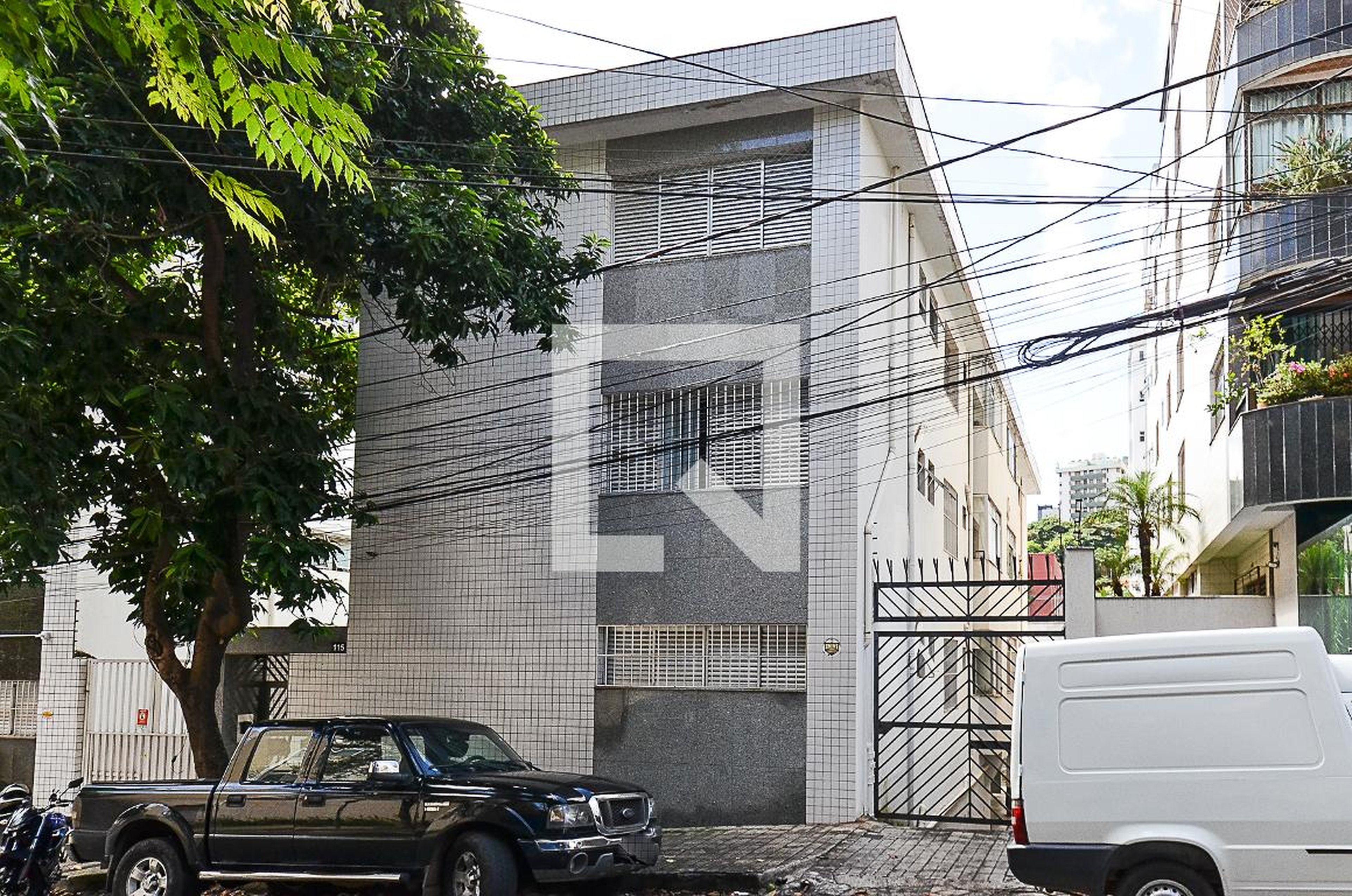 Fachada Condomínio em Rua Estados Unidos, 202