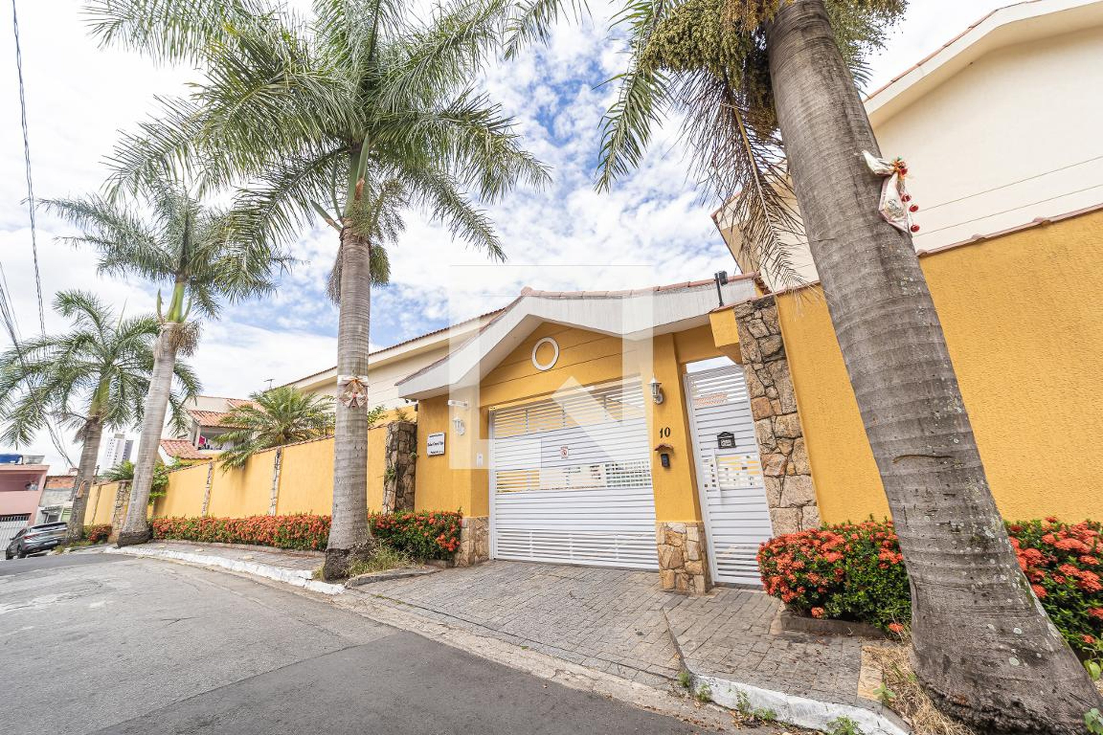 Fachada Condomínio Solar Ouro Fino