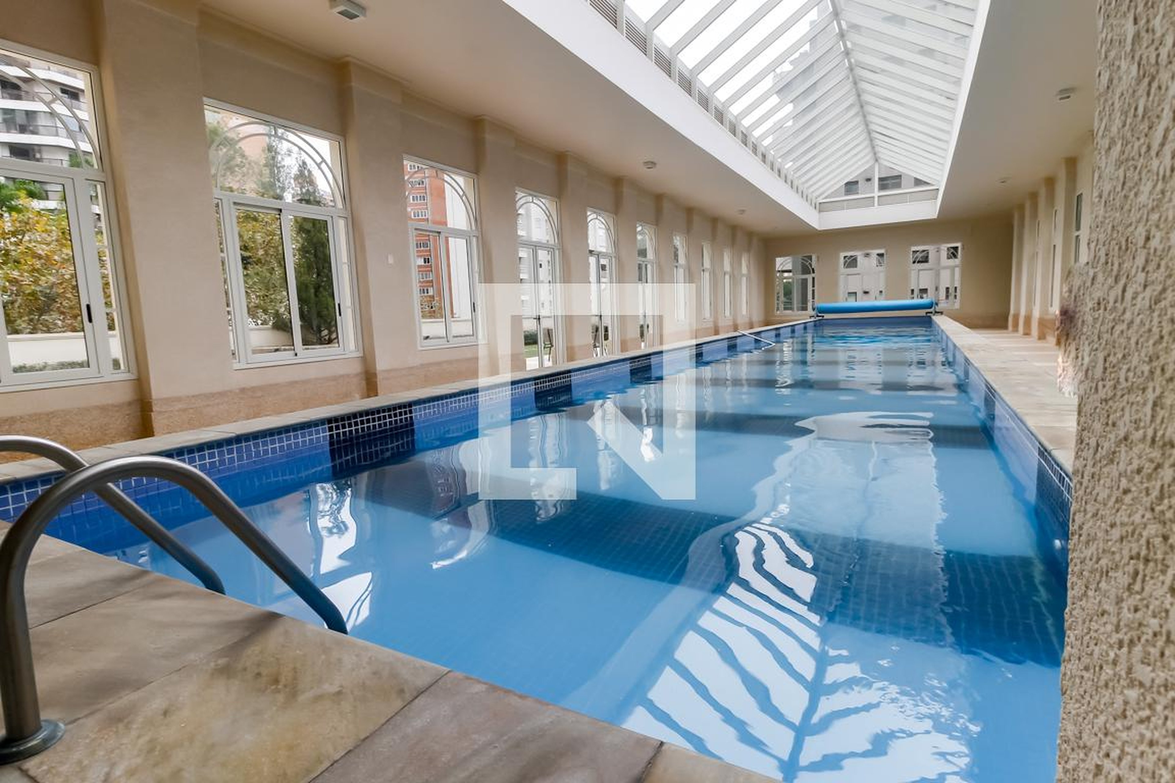 Piscina Coberta - Lindenberg Tangará