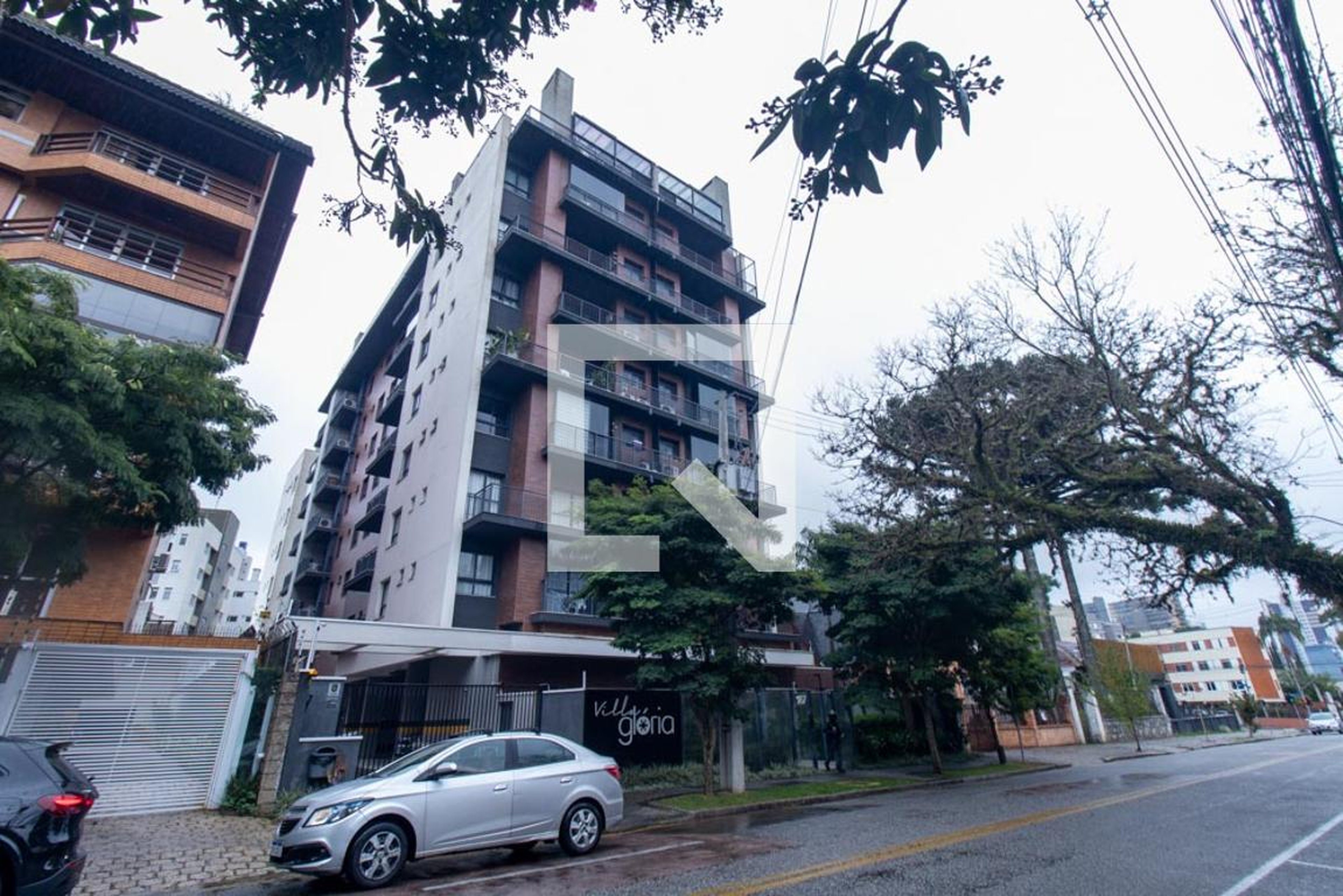 Fachada do Condomínio Condomínio Villa Gloria