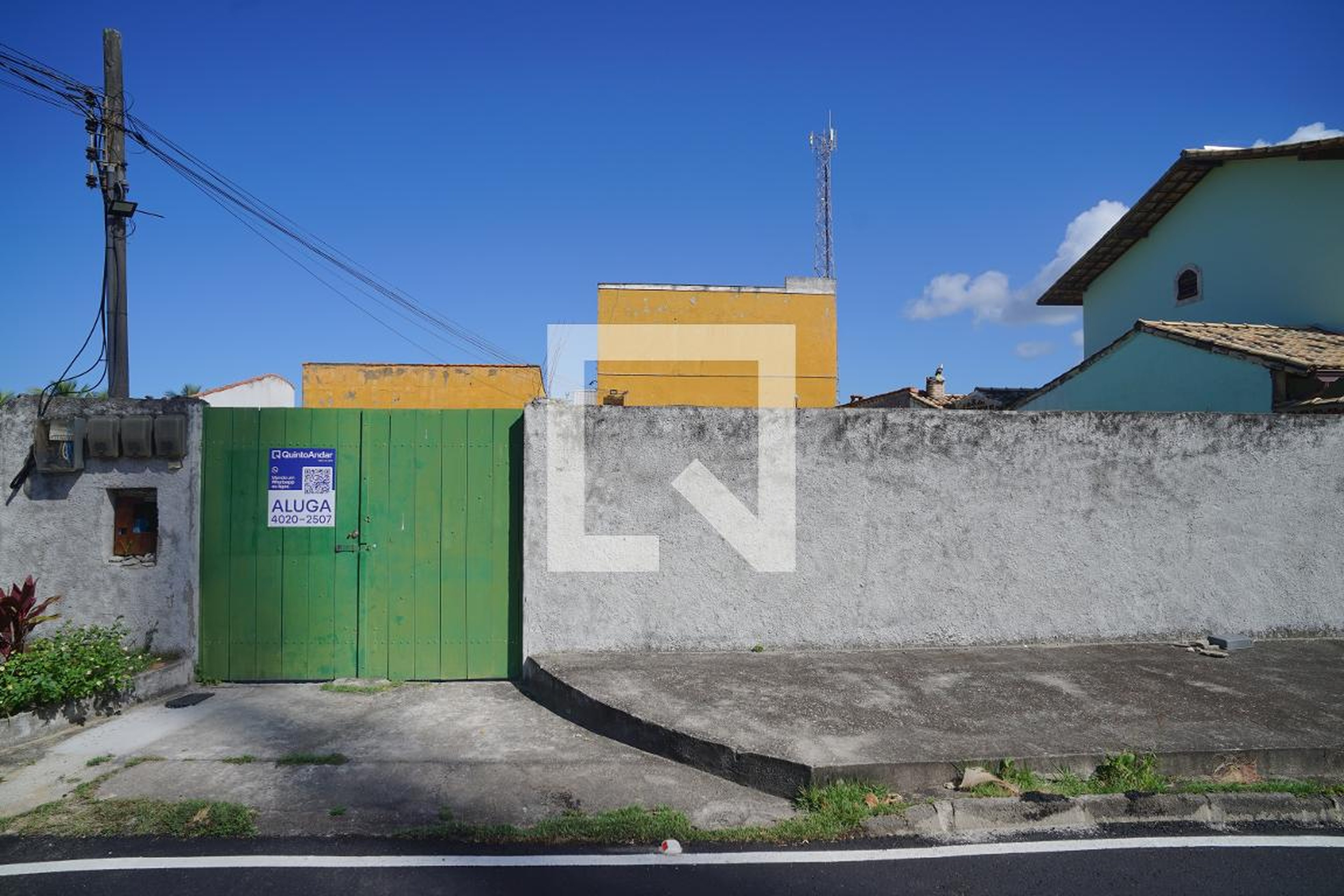 Fachada Condomínio em Rua Cento e Trinta e Um, 186
