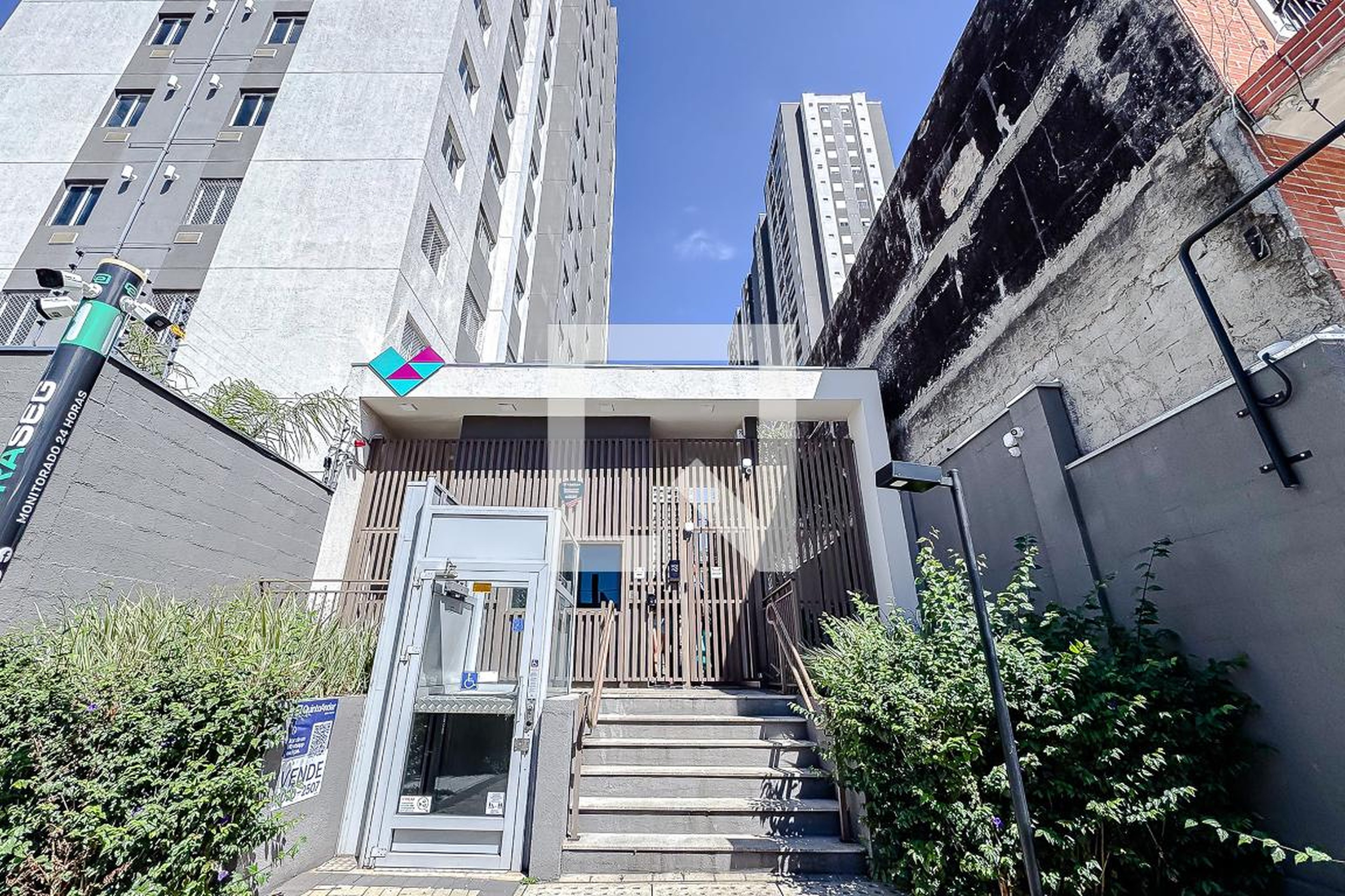Fachada Condomínio VIVAZ Estação Bresser