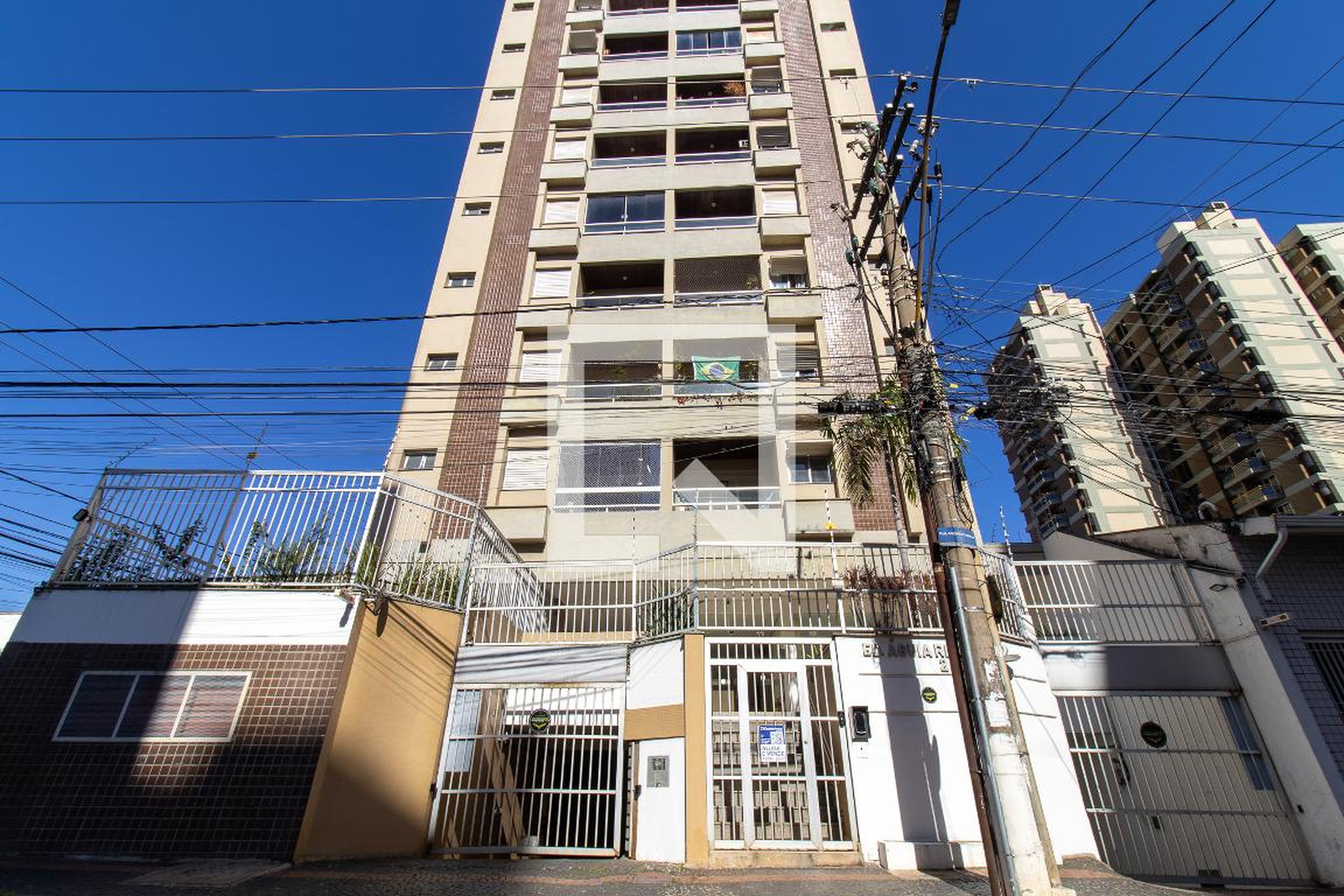 Fachada Condomínio em Rua Antônio Cesarino, 267