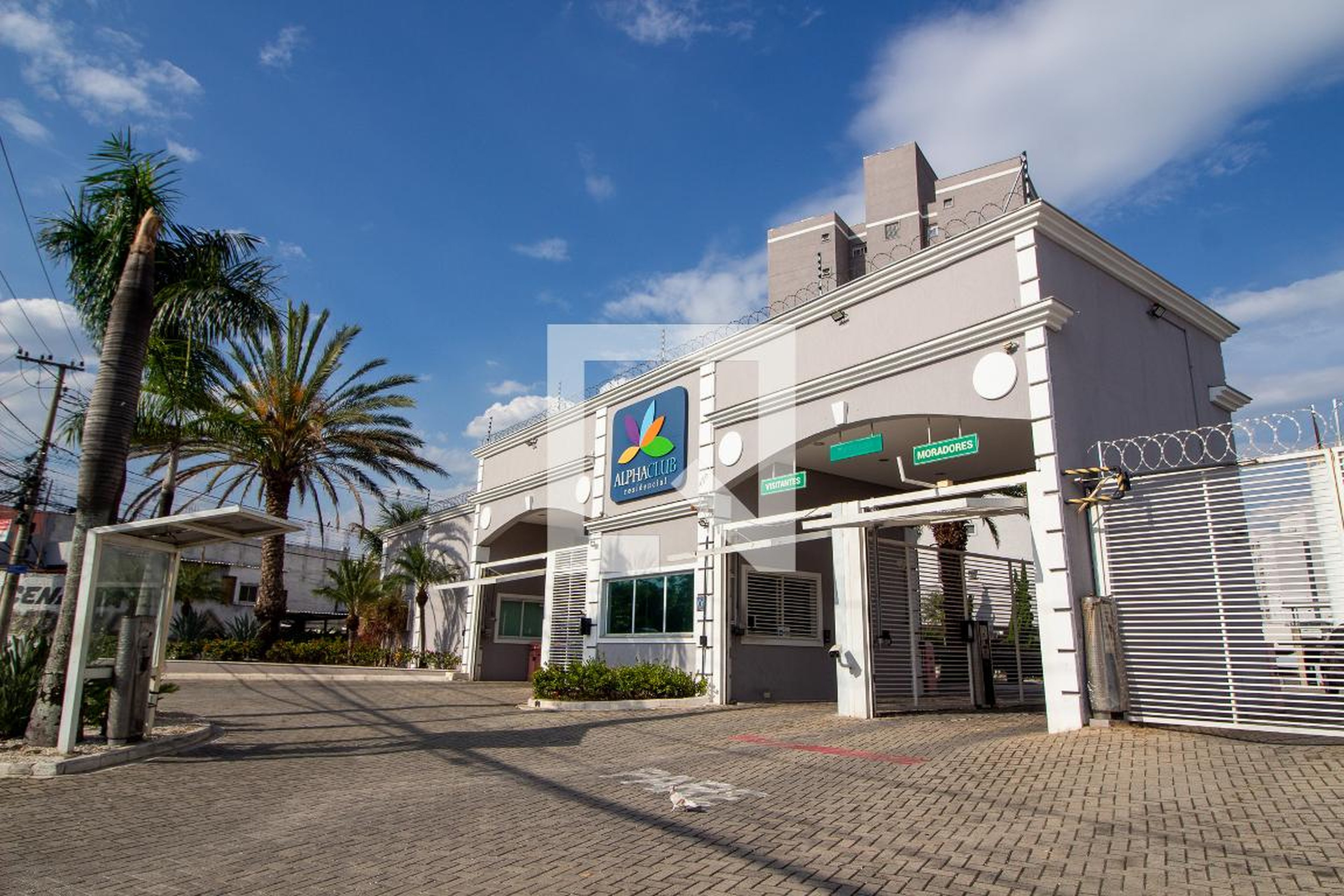 Fachada do Condominio Condomínio Alpha Club