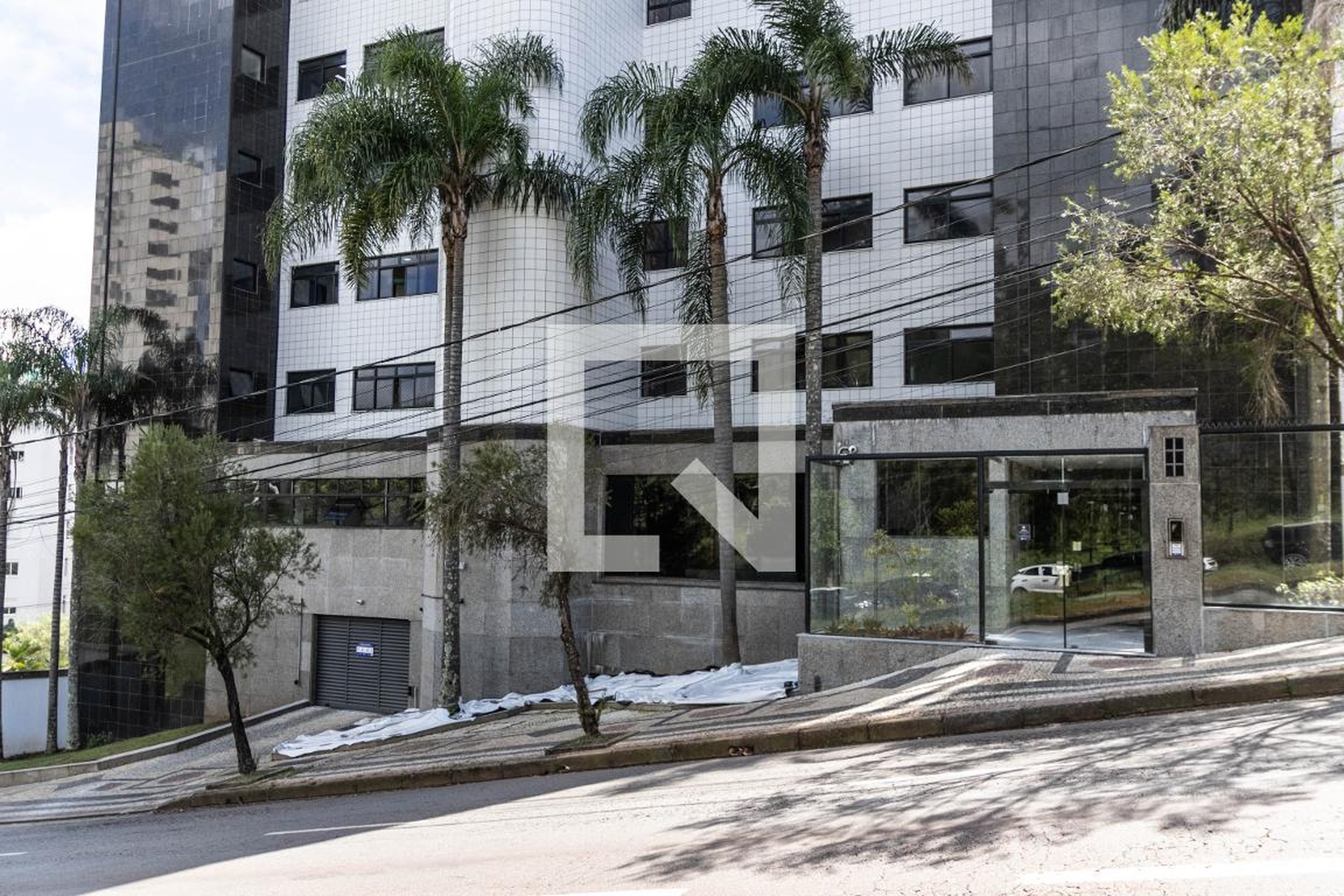 Fachada Edifício Serra Bela