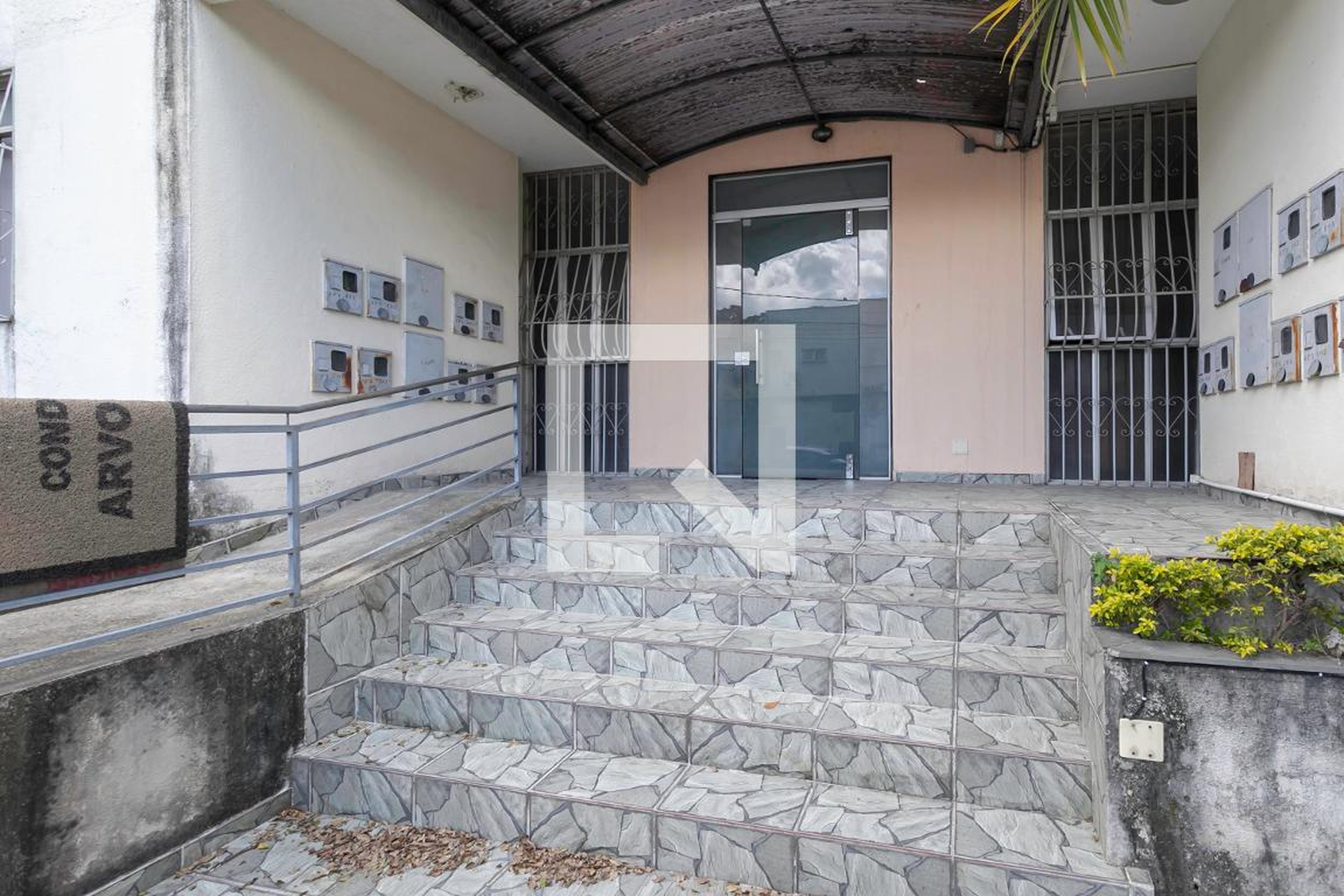 Entrada - Edifício Arvoredos I